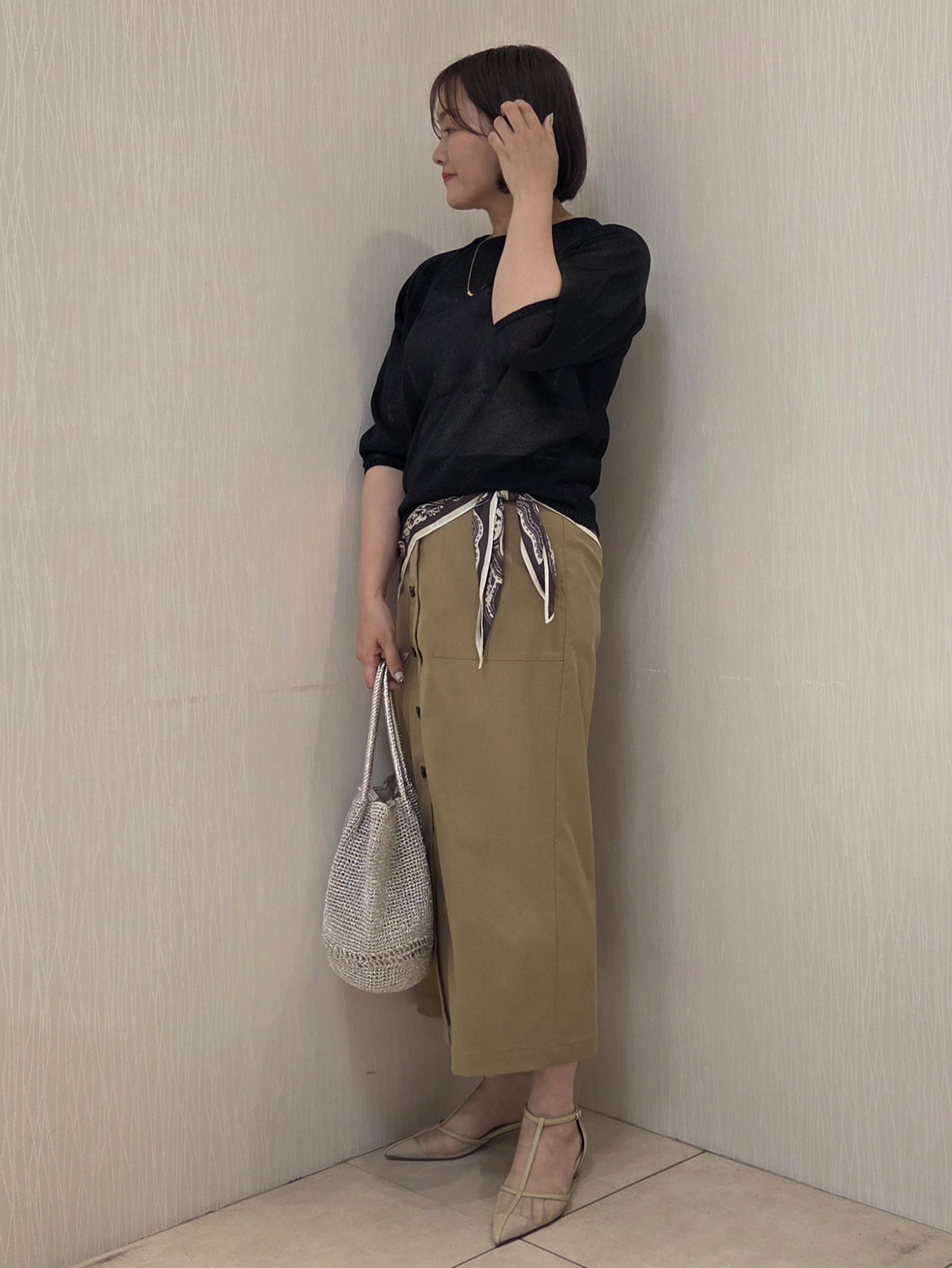 naokoさんの「UNTITLED｜【洗える/ゆったり】クルーネックドライニット」を使ったコーディネート