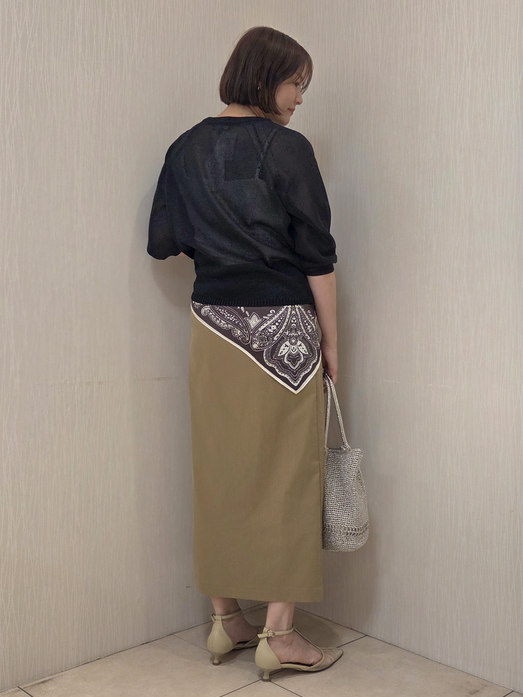 naokoさんの「UNTITLED｜【洗える/ゆったり】クルーネックドライニット」を使ったコーディネート