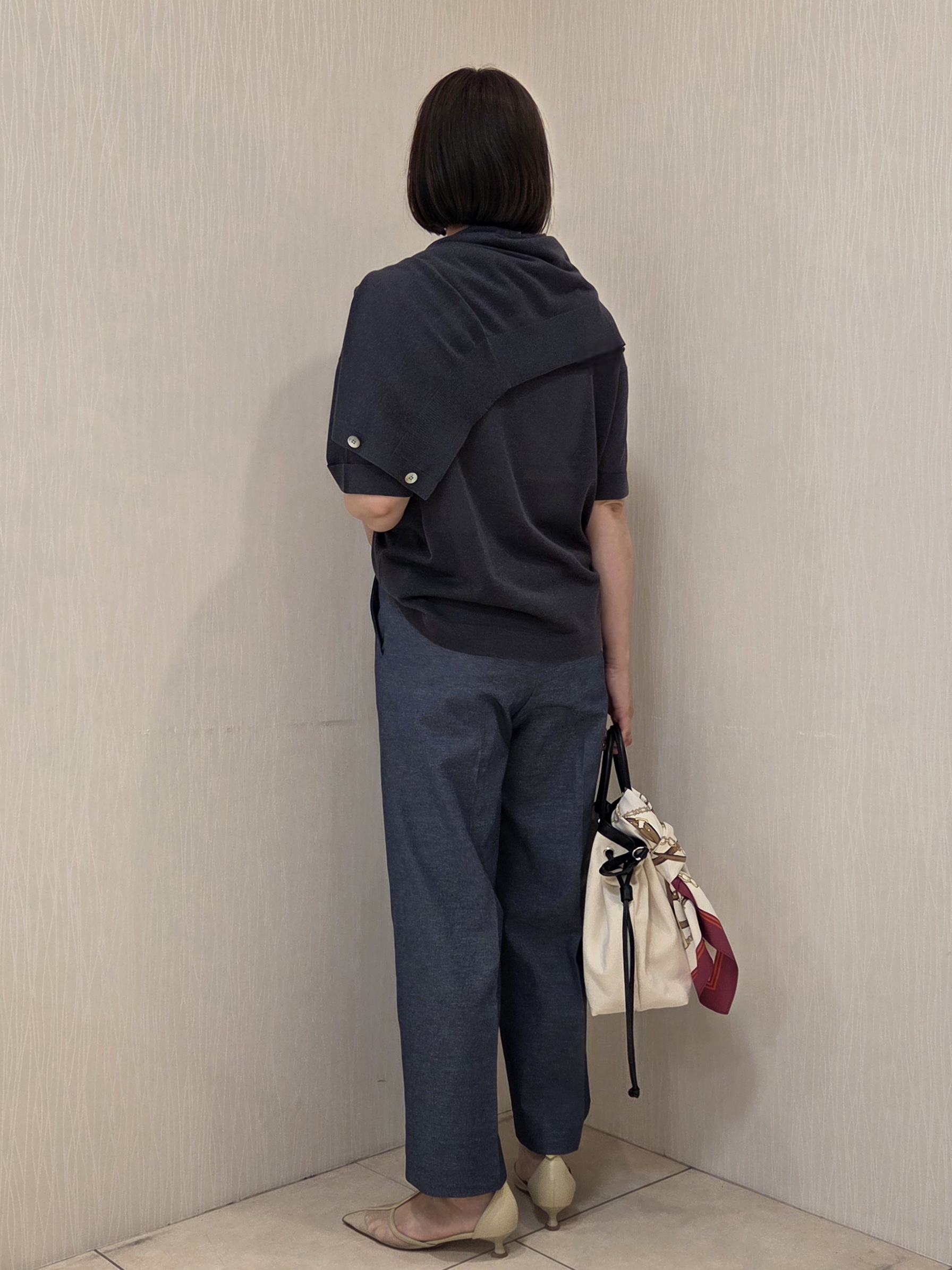 naokoさんの「UNTITLED｜【アンサンブル可/シアー】リネンエステルカーディガン」を使ったコーディネート