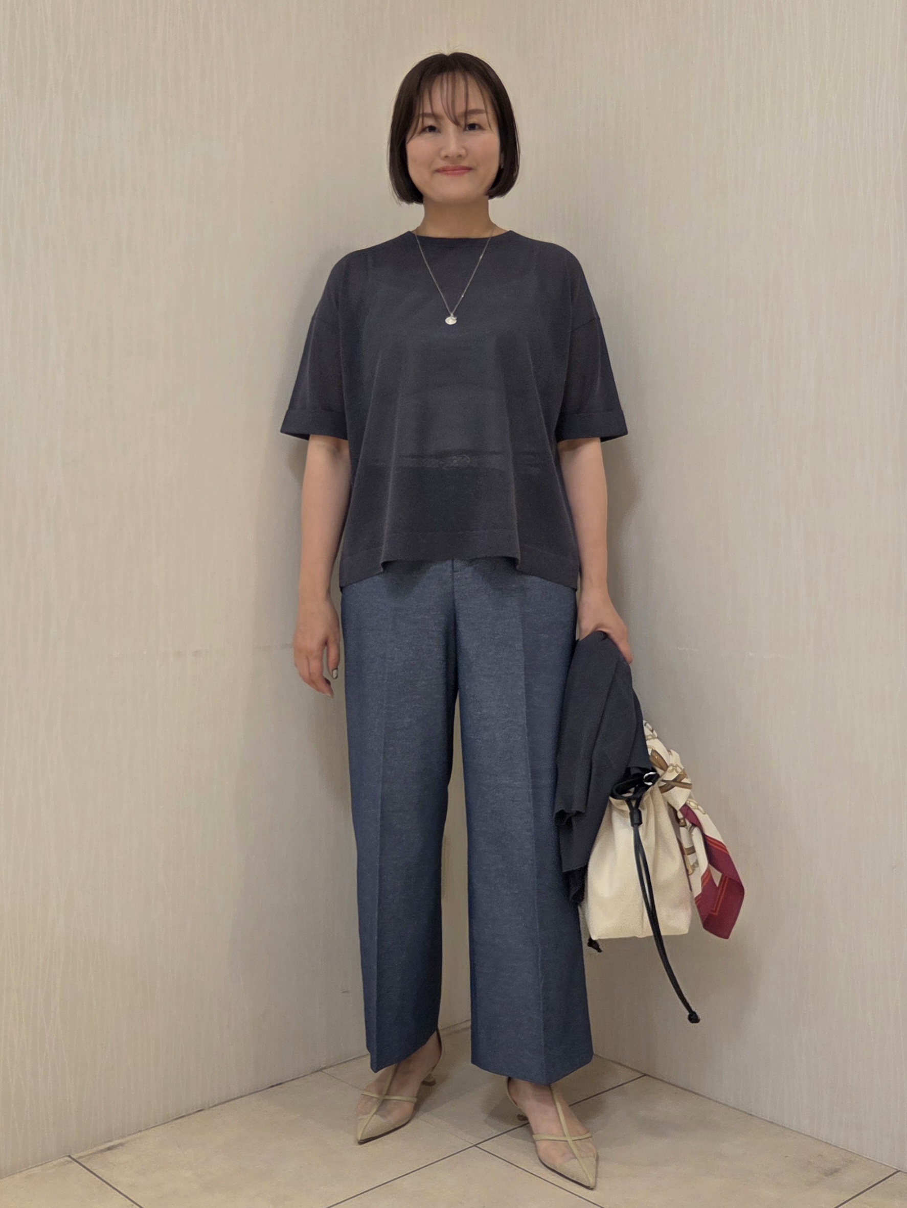 naokoさんの「UNTITLED｜【アンサンブル可/シアー】リネンエステルカーディガン」を使ったコーディネート