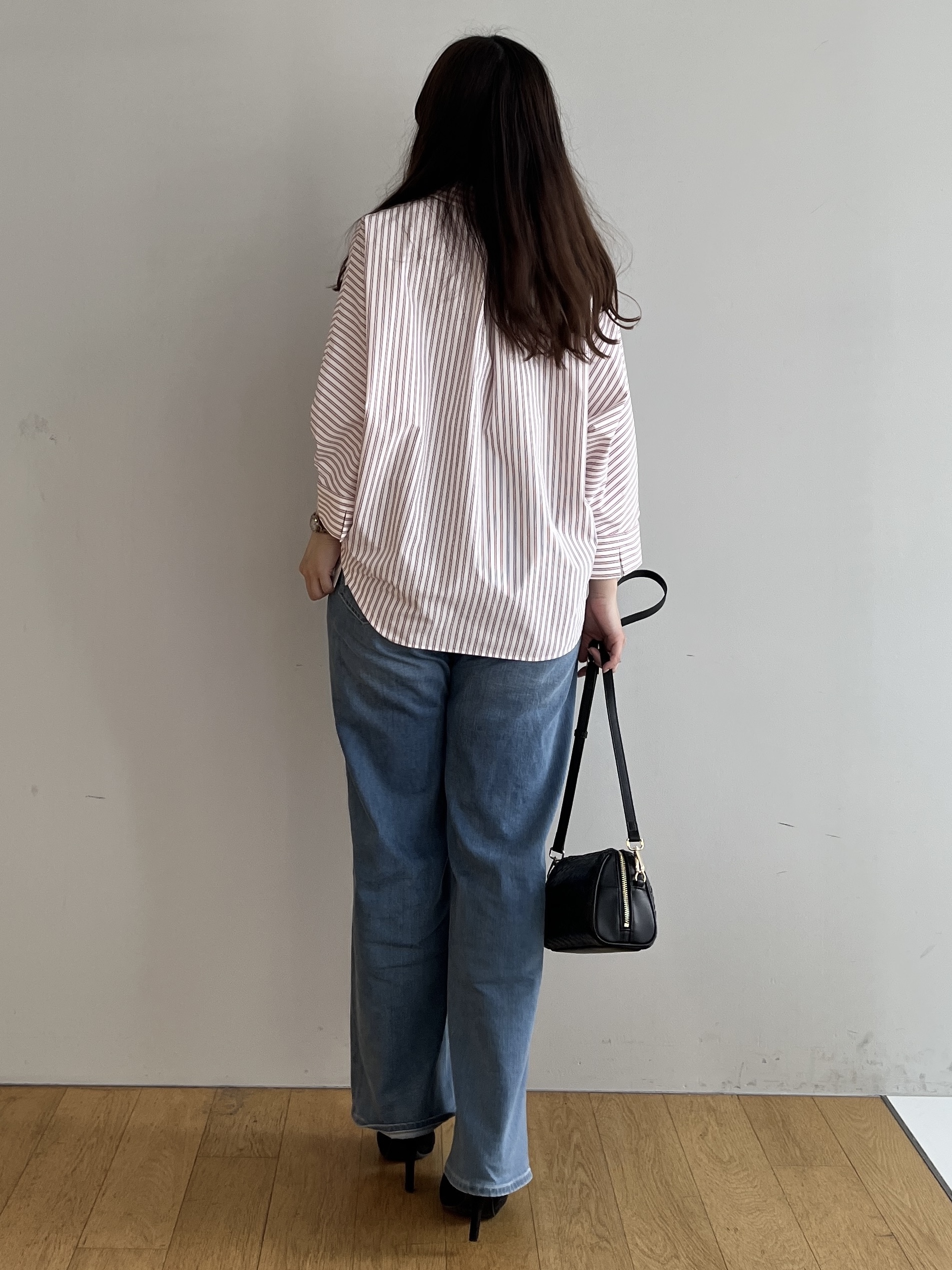 Saekoさんの「UNTITLED｜【接触冷感/吸水速乾/UVカット】ドルマンスリーブシャツ」を使ったコーディネート