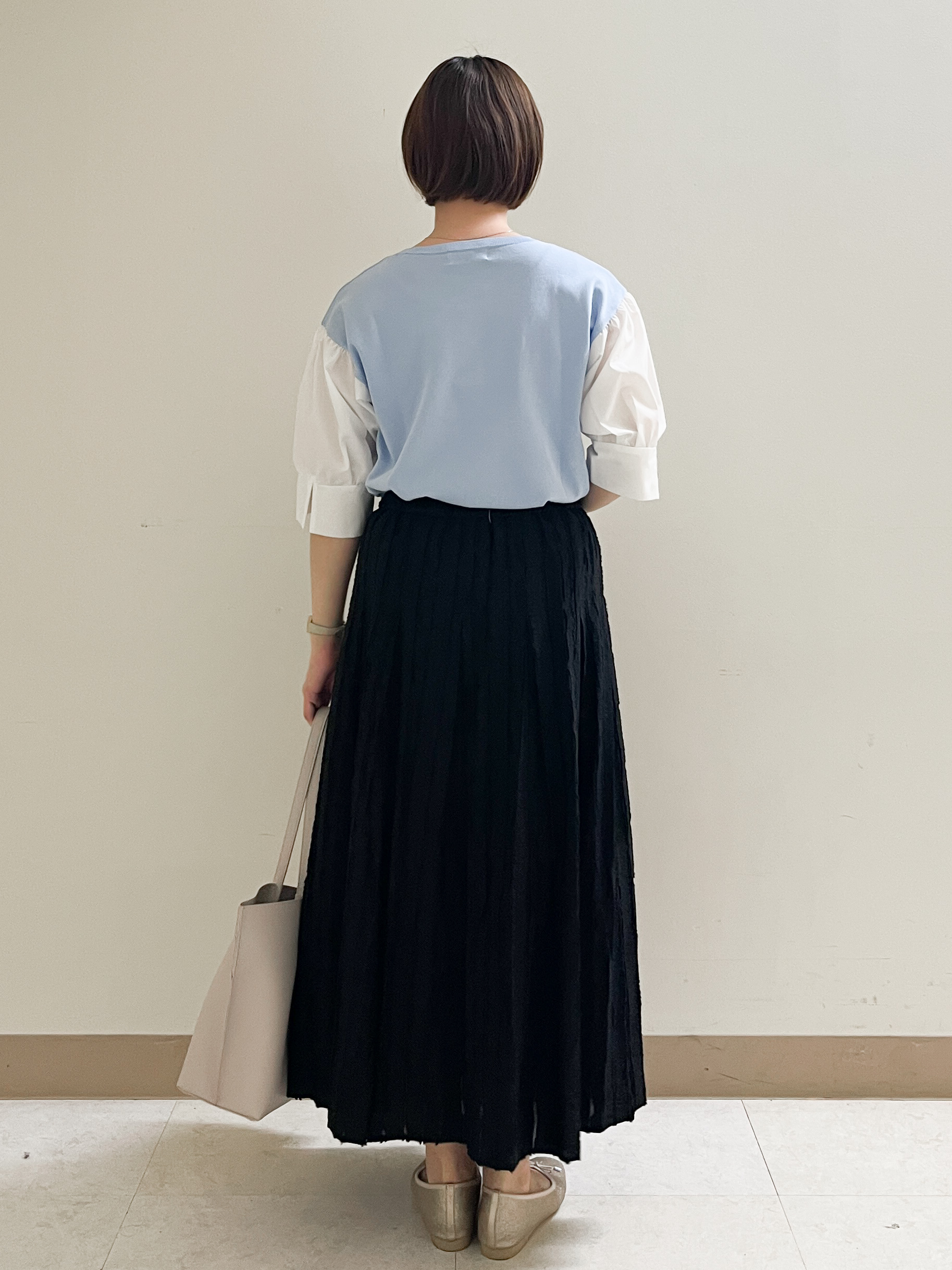 あかねさんの「OPAQUE.CLIP｜ボリュームスリーブドッキングニット」を使ったコーディネート