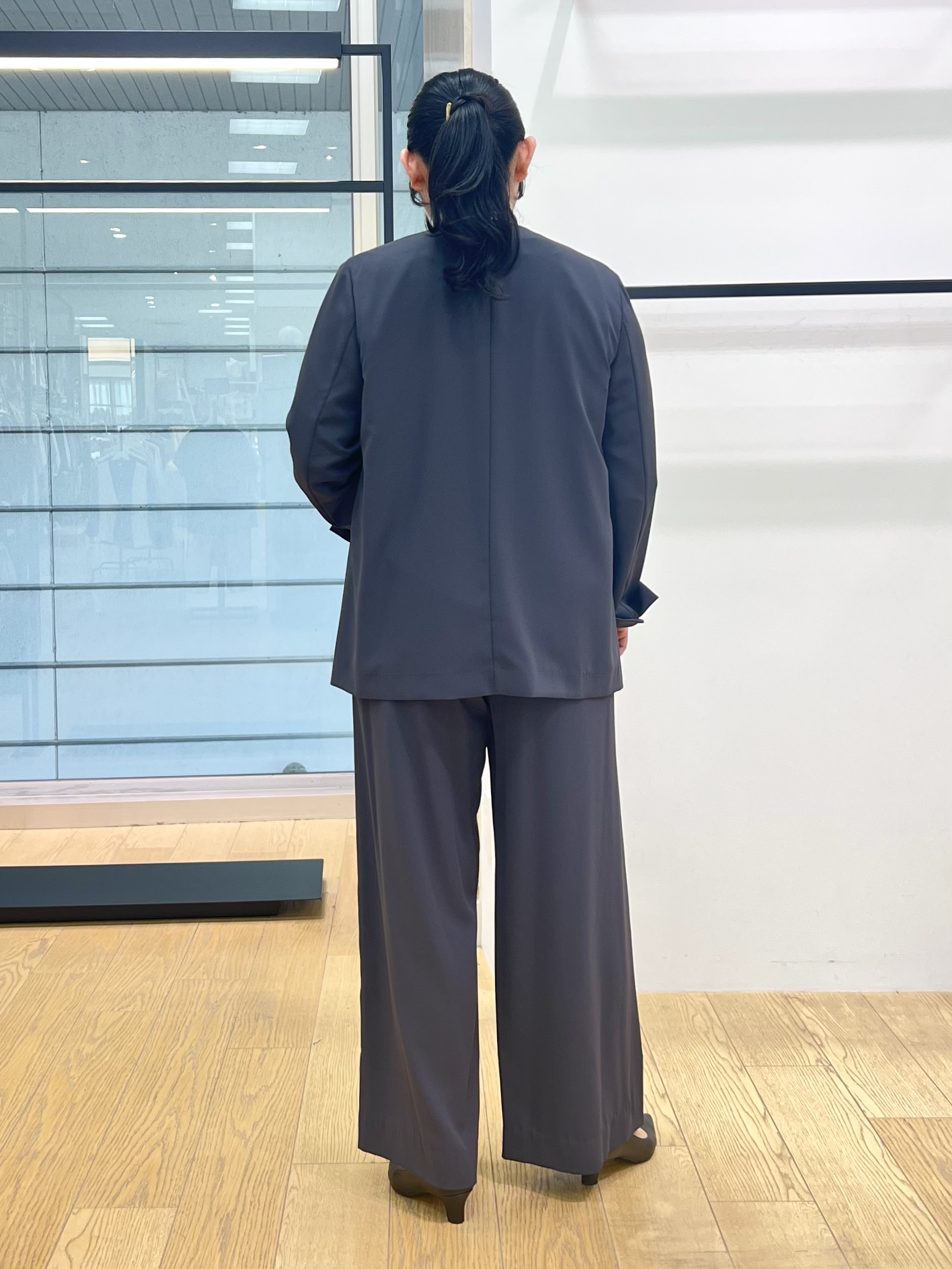 shimaさんの「INDIVI｜【接触冷感／透湿／着る日傘】ノーカラージャケット」を使ったコーディネート