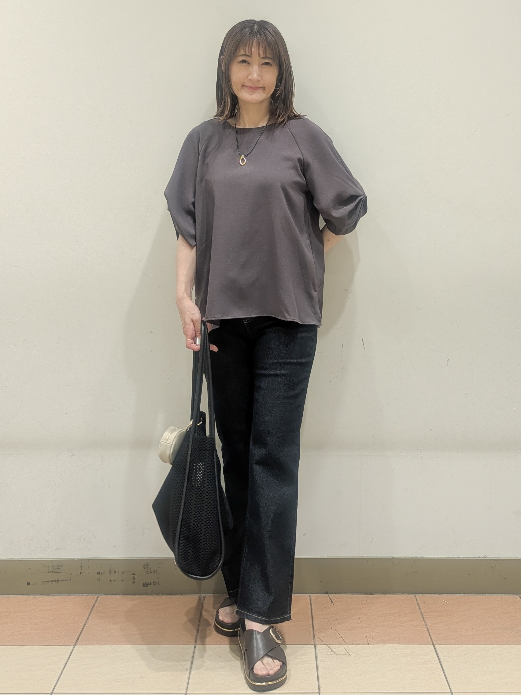Miさんの「OPAQUE.CLIP｜【接触冷感／吸水速乾】リネンライク タックスリーブブラウス《セットアップ対応／洗濯機OK》」を使ったコーディネート