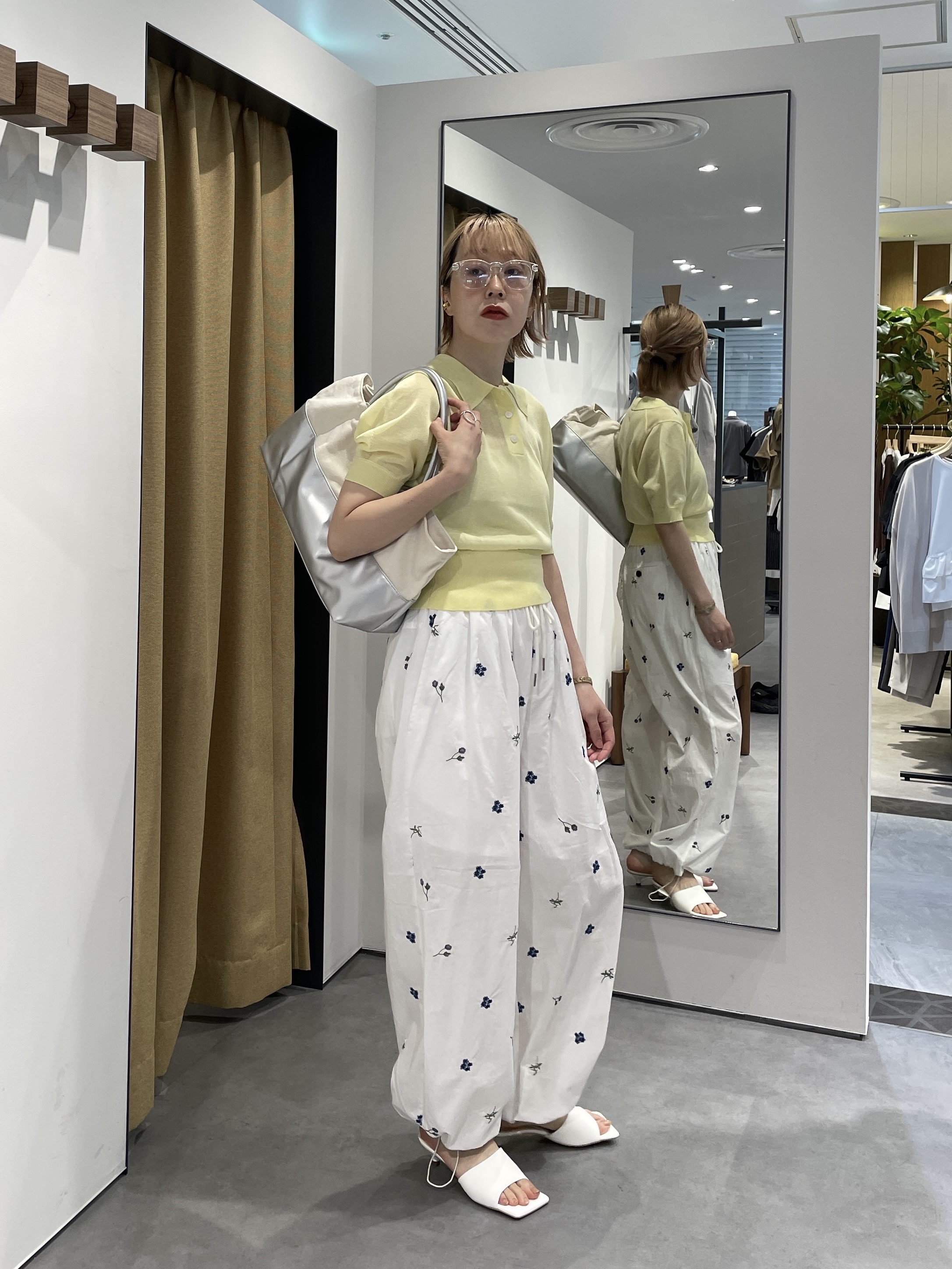 mikuさんの「INDIVI｜フォルムスリーブポロニット」を使ったコーディネート