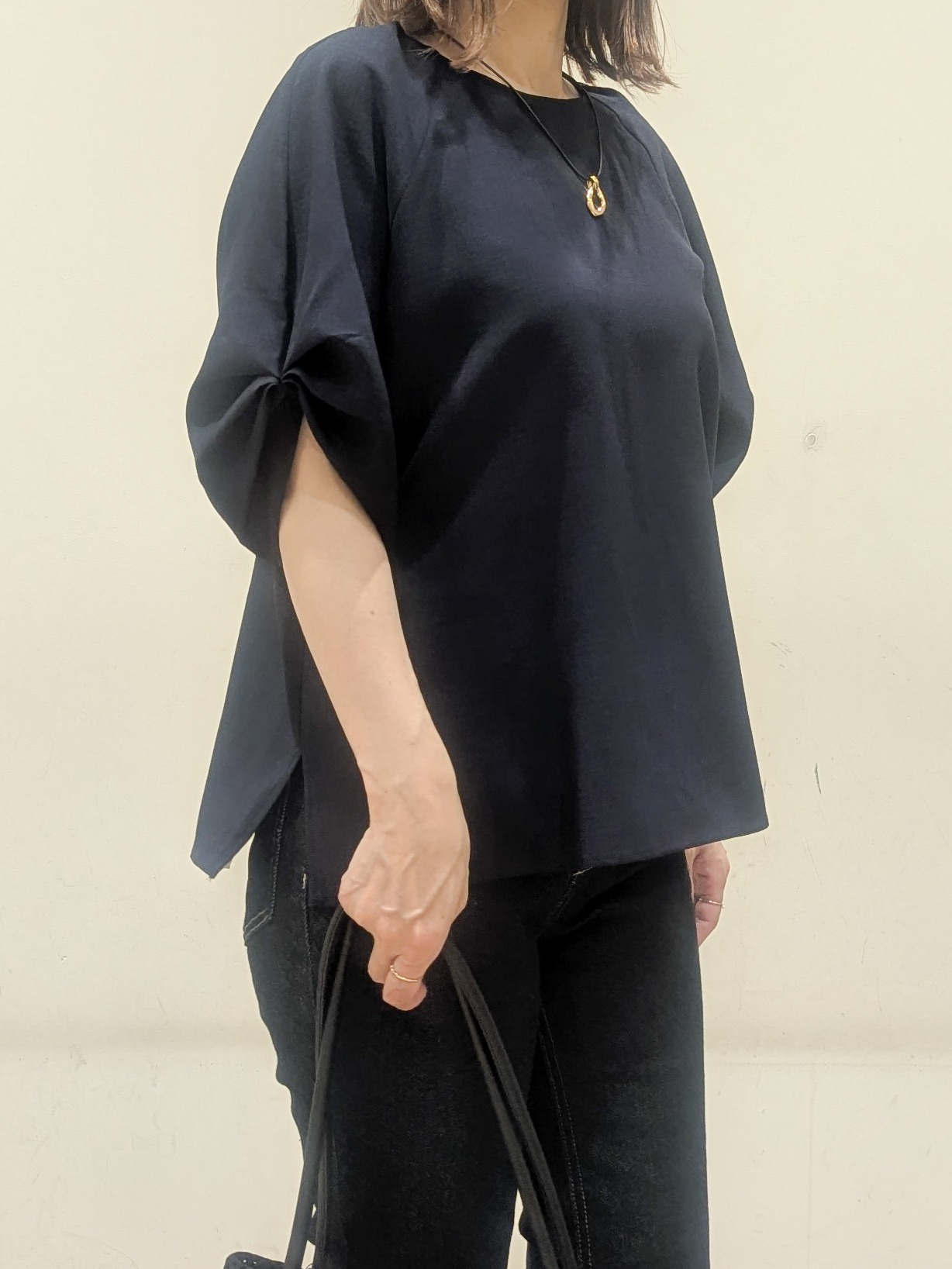 Miさんの「OPAQUE.CLIP｜【接触冷感／吸水速乾】リネンライク タックスリーブブラウス《セットアップ対応／洗濯機OK》」を使ったコーディネート