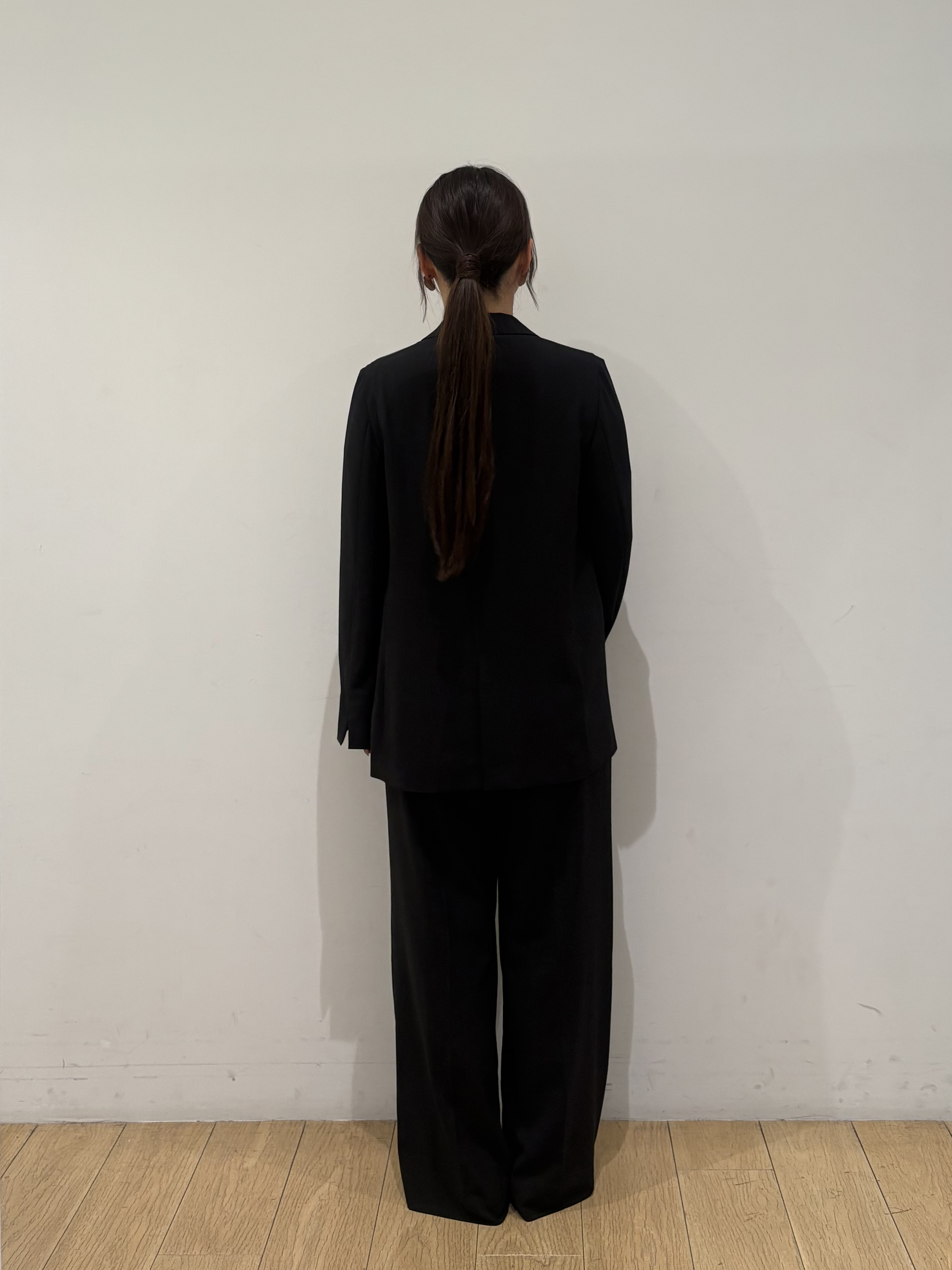 maiさんの「INDIVI｜【洗える／UVケア／SETUP可】着る日傘ワイドパンツ」を使ったコーディネート