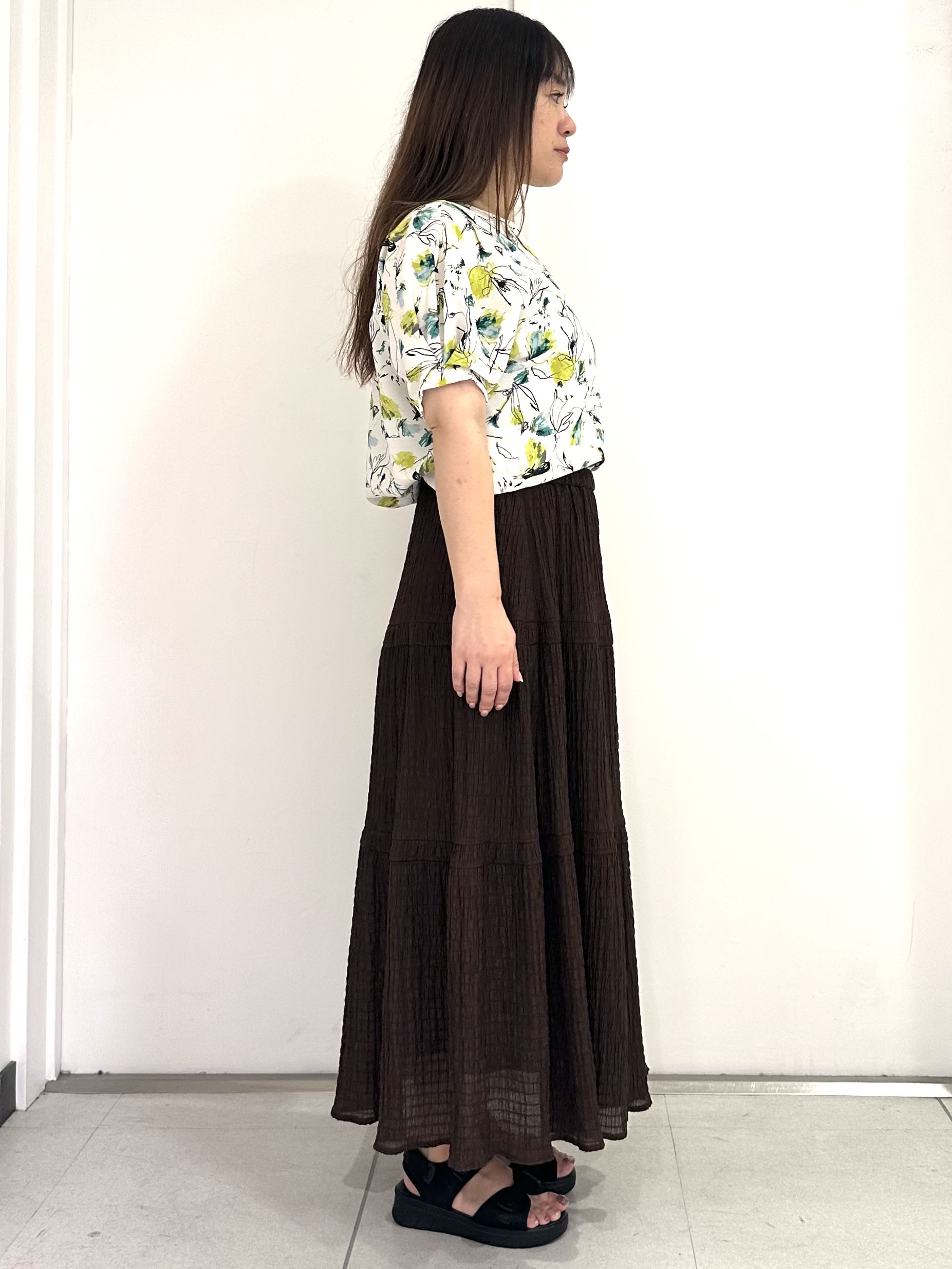 miさんの「Reflect｜【セットアップ可】ボタニカル調プリントブラウス」を使ったコーディネート