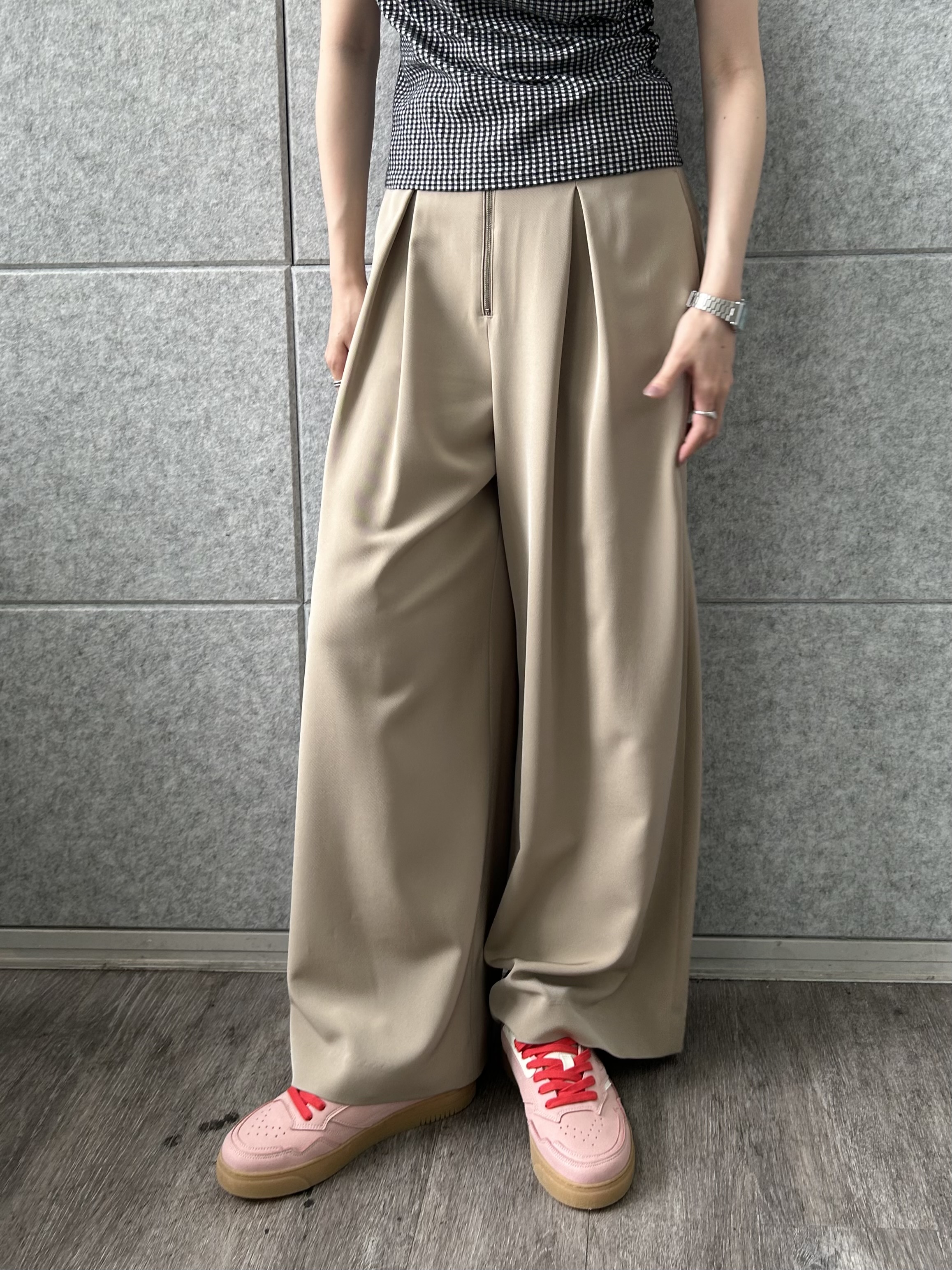 honoka Aさんの「CODE A｜gingham edge tops」を使ったコーディネート