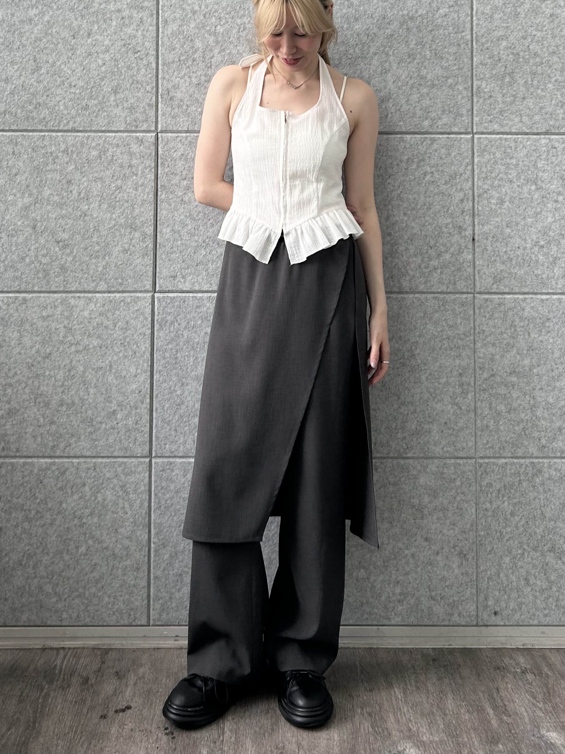 honoka Aさんの「CODE A｜halter neck bustier」を使ったコーディネート