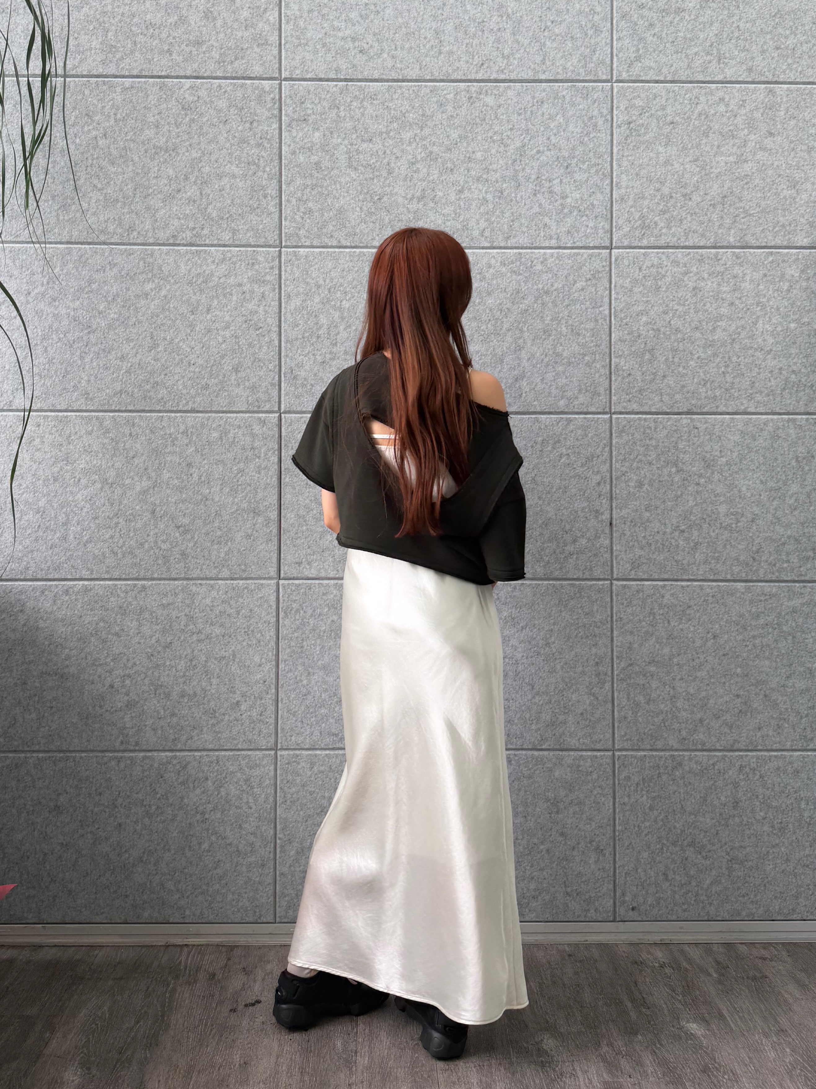 kanamiさんの「CODE A｜back open half－sleeve sweat」を使ったコーディネート