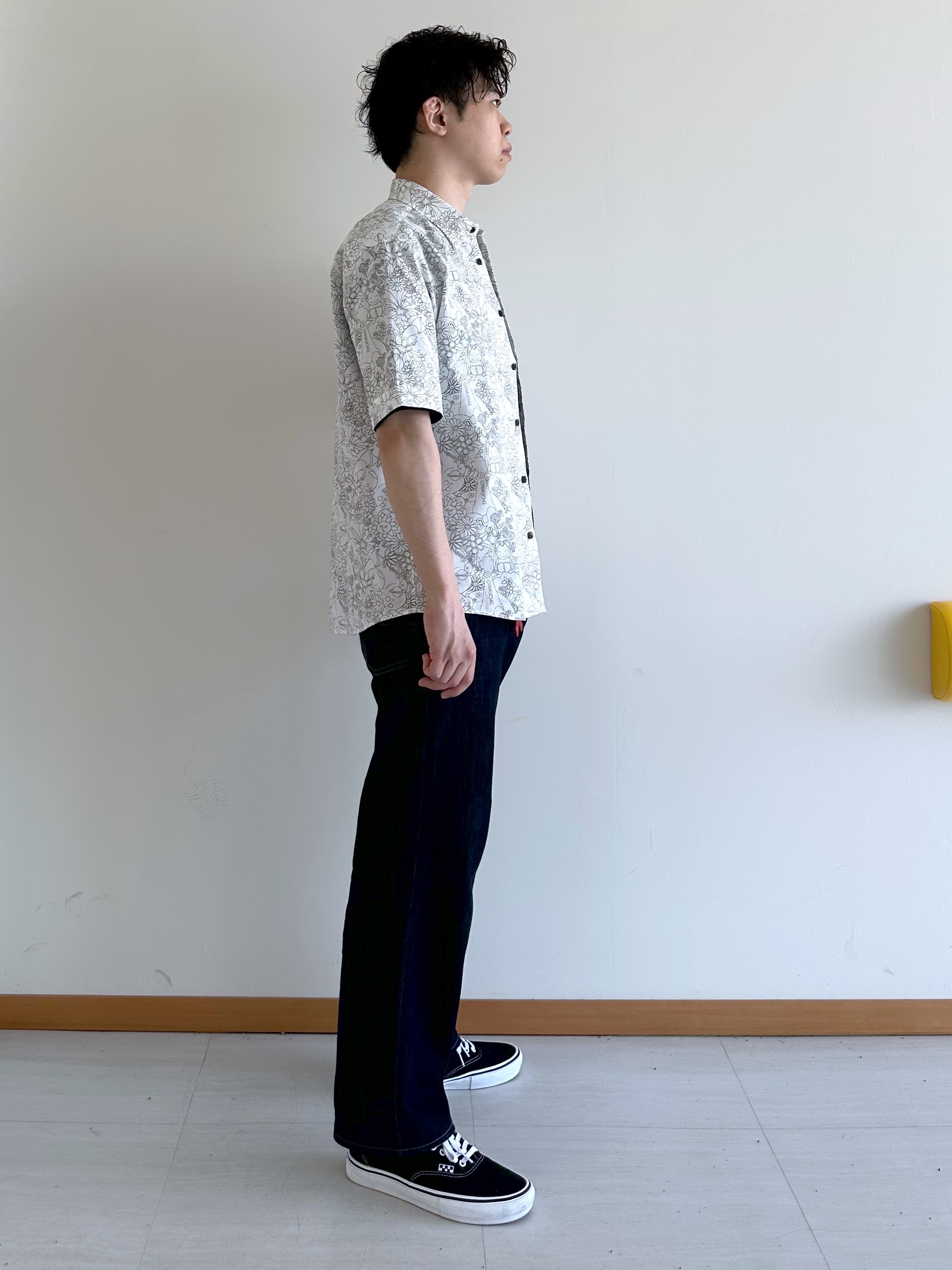 イッシーさんの「TAKEO KIKUCHI｜【BOWLER HAT LABEL】ビリケンさんプリント 半袖シャツ」を使ったコーディネート