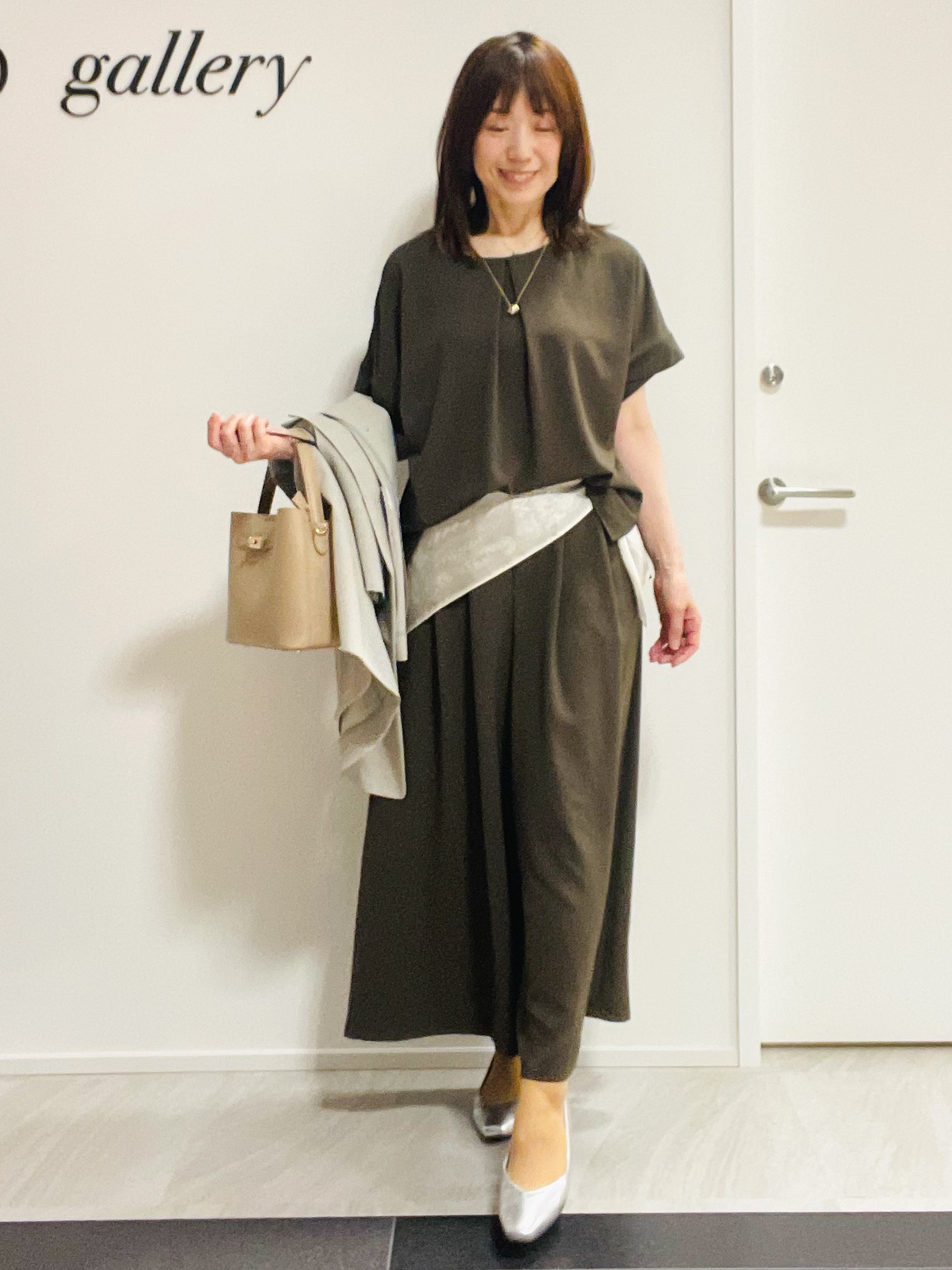 めいさんの「UNTITLED｜【セットアップ可/UVカット/前後2WAY】リラクシーフレンチスリーブブラウス」を使ったコーディネート
