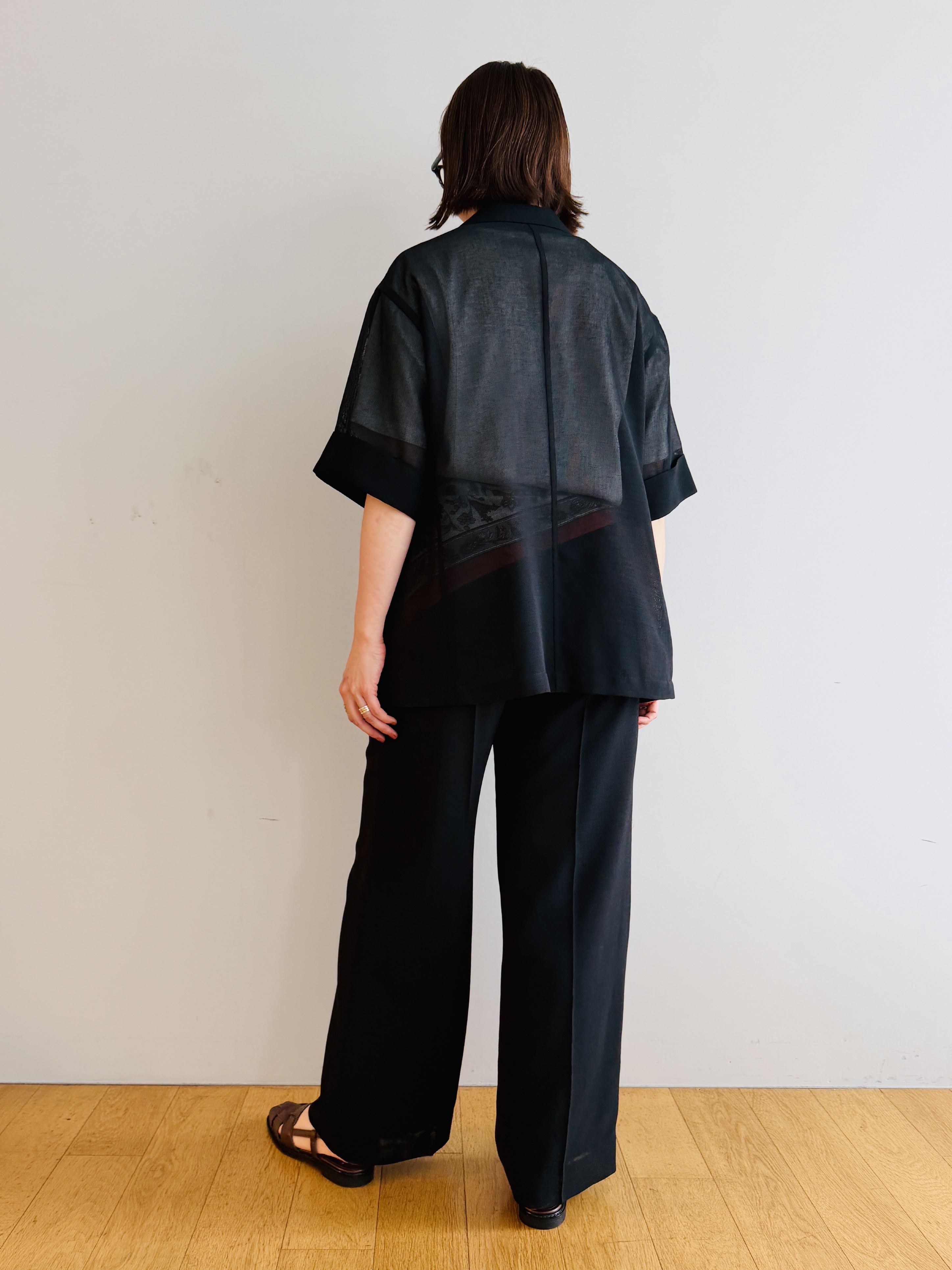 murayamaさんの「INDIVI｜【洗える／メッシュ素材／SETUP可能】半袖シアージャケット」を使ったコーディネート