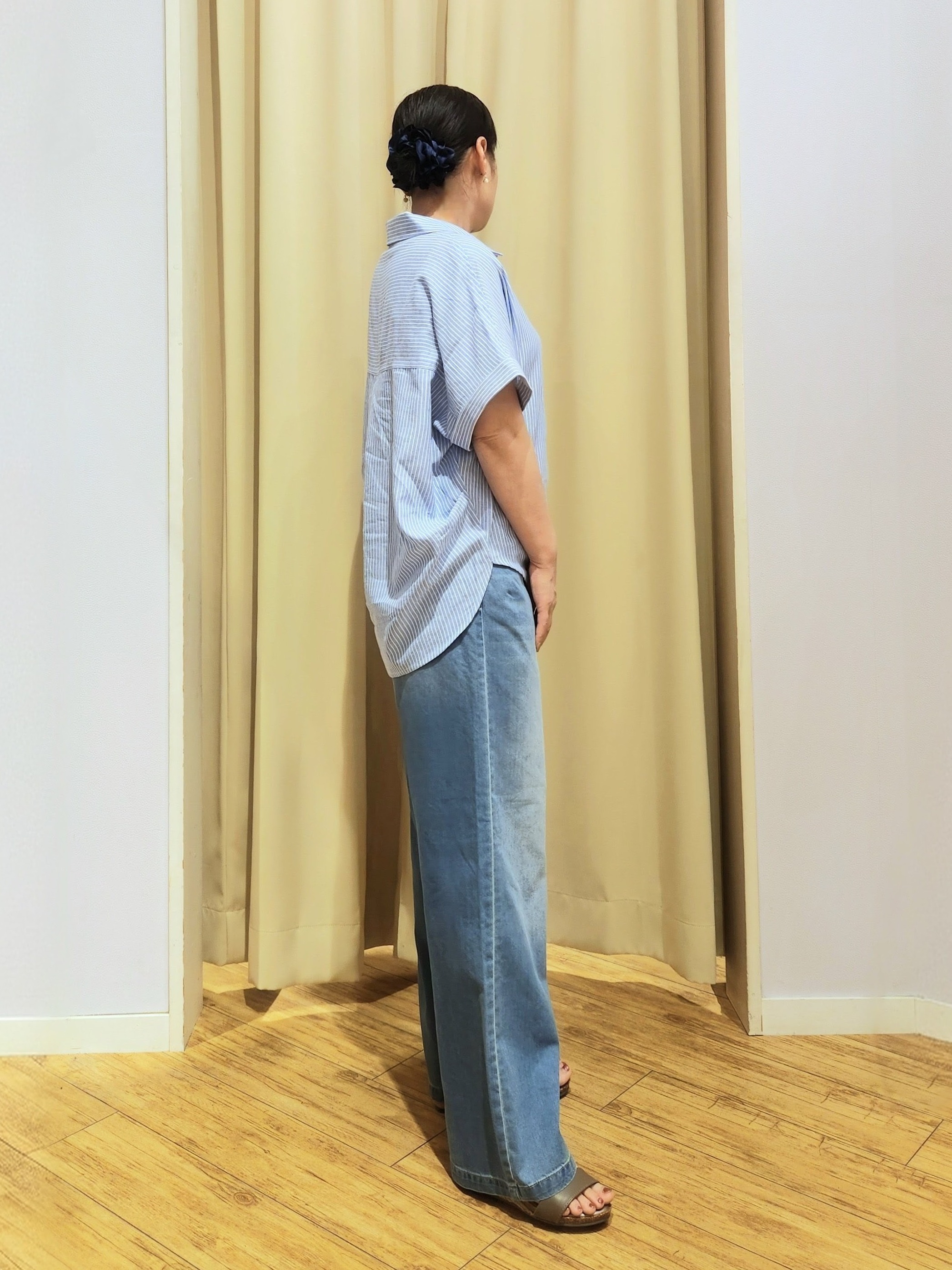 くまさんの「SHOO･LA･RUE｜【UV/吸水速乾/抗菌防臭】インせず着られる フレンチリネンスキッパーシャツ」を使ったコーディネート