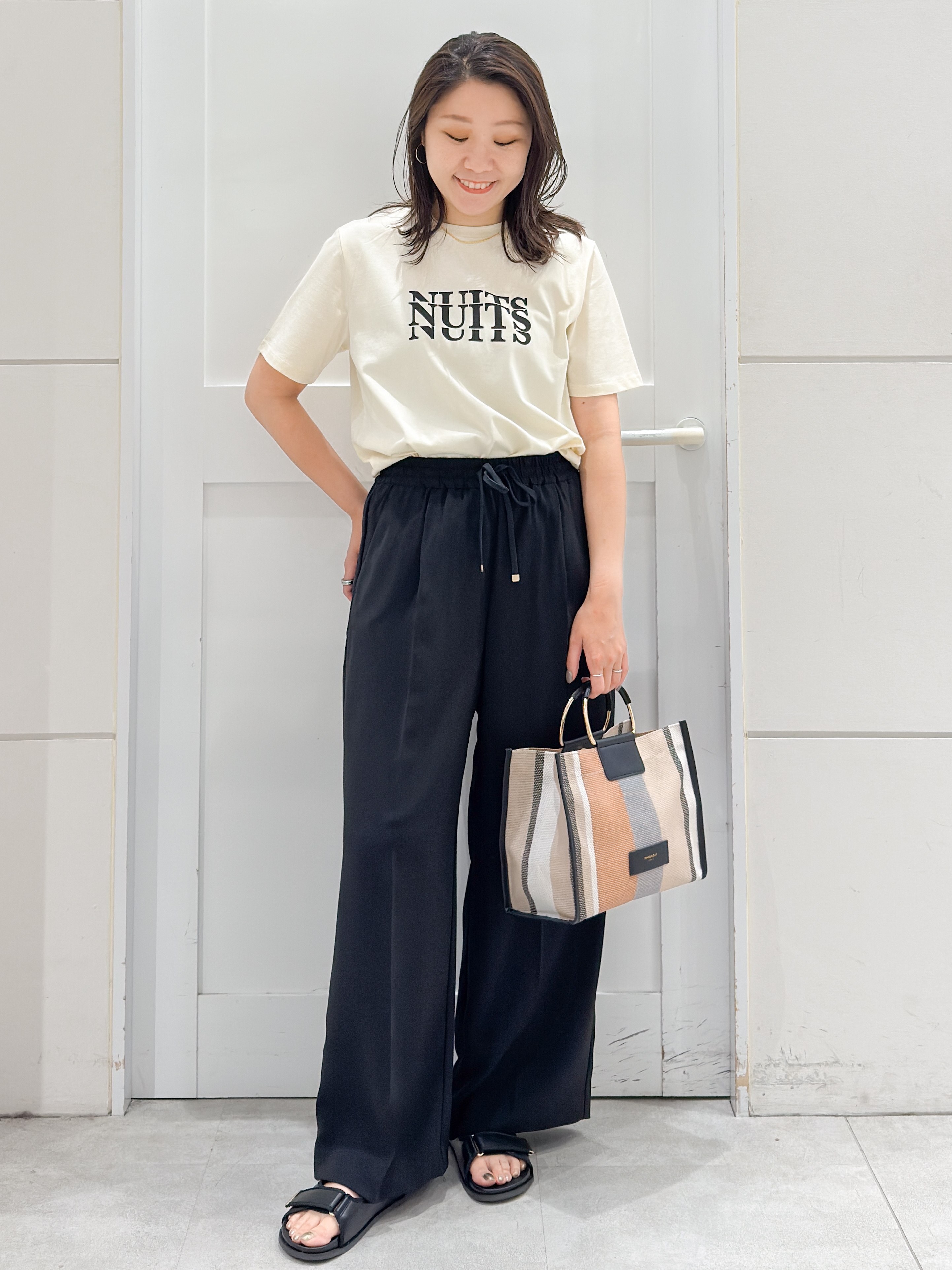 yuka.aさんの「OPAQUE.CLIP｜アソートロゴTシャツ【洗濯機OK】」を使ったコーディネート