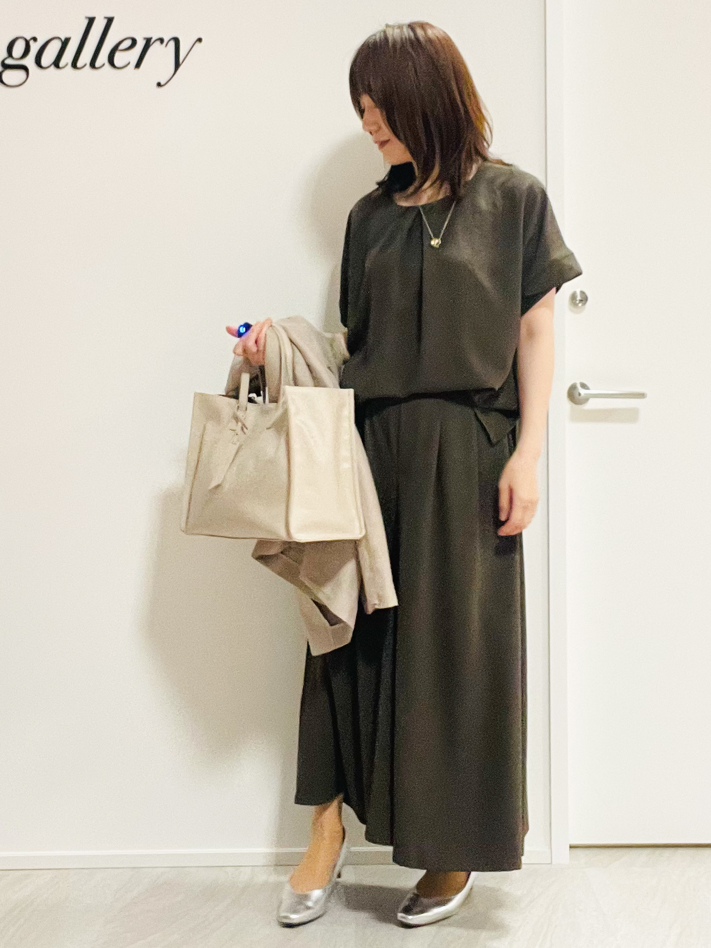 めいさんの「UNTITLED｜【セットアップ可/UVカット/前後2WAY】リラクシーフレンチスリーブブラウス」を使ったコーディネート