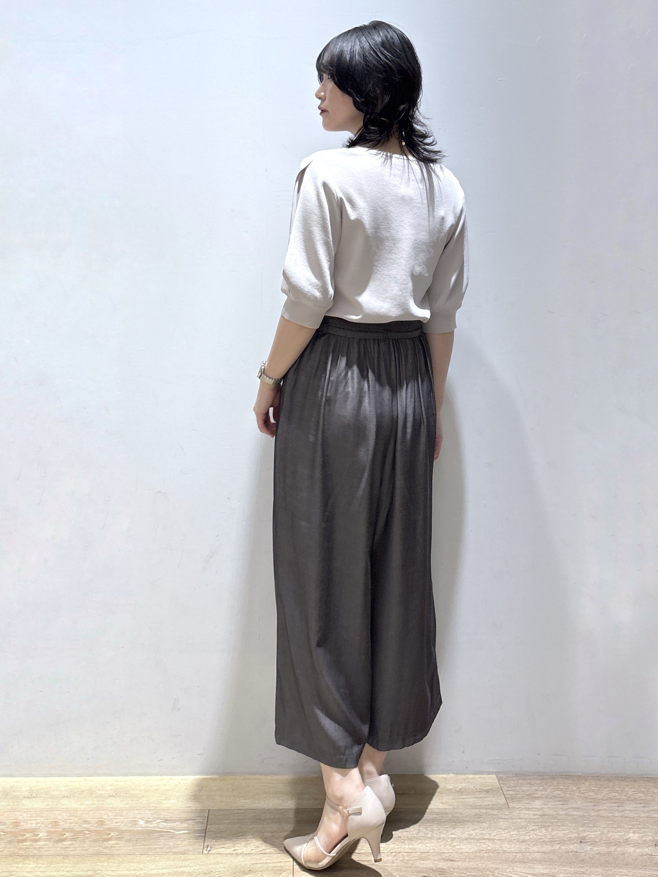 mizukiさんの「index｜【接触冷感／UVケア】クールタッチラップスリーブニット《洗濯機OK／XS～3L／9col》」を使ったコーディネート