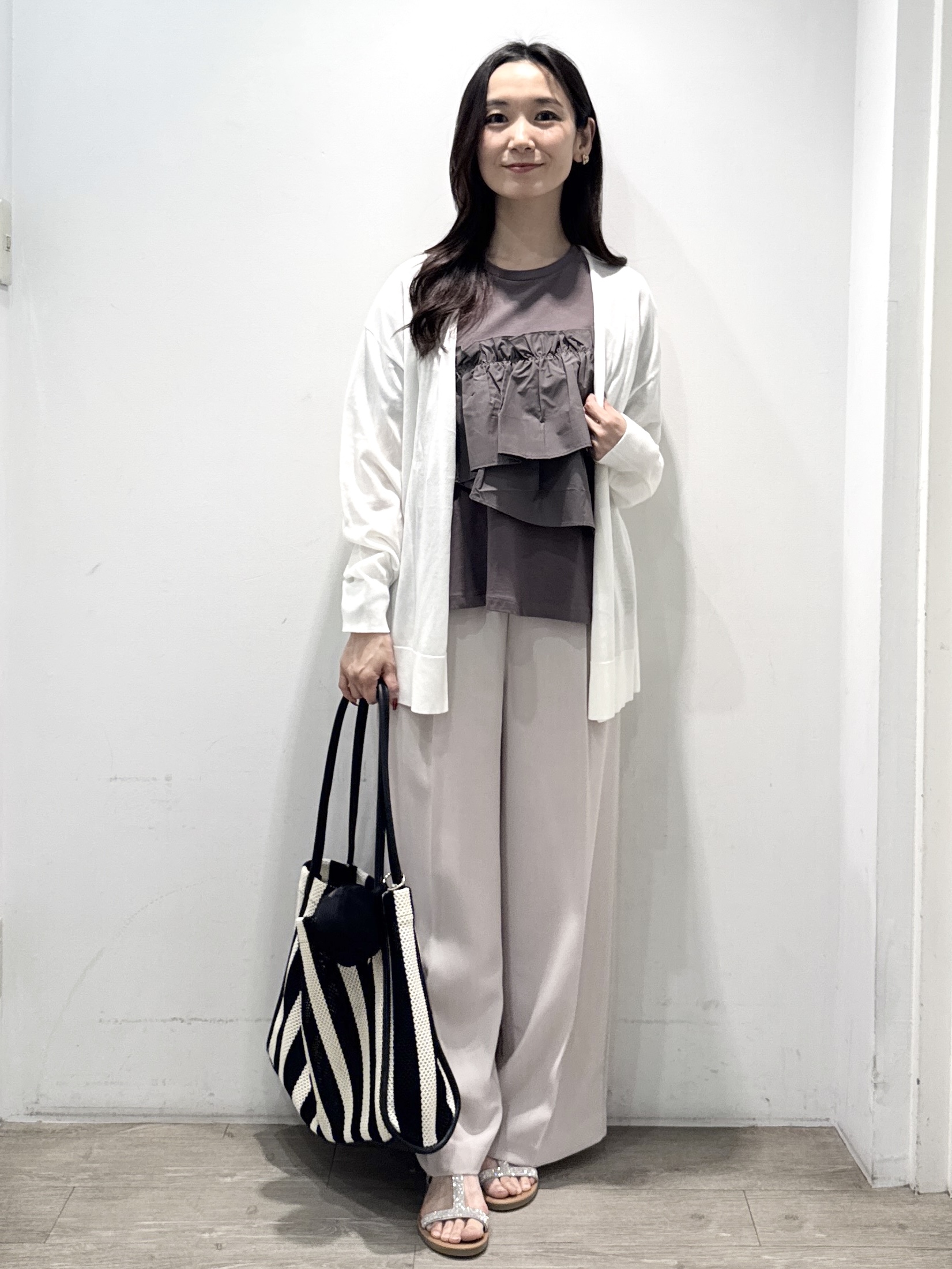 yuicciさんの「OPAQUE.CLIP｜【接触冷感】ニットカーディガン《洗濯機OK／抗ピリング》」を使ったコーディネート