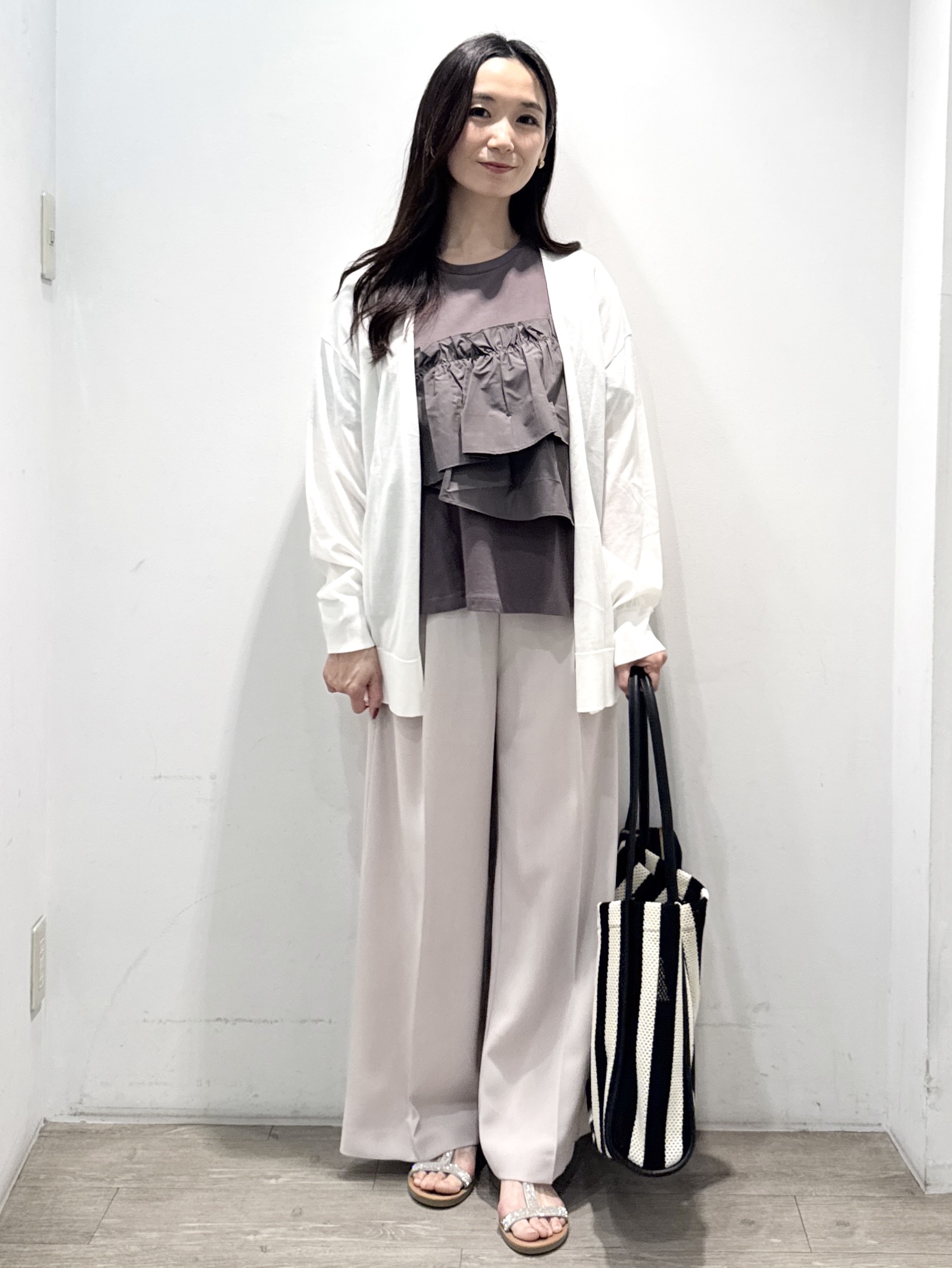 yuicciさんの「OPAQUE.CLIP｜【接触冷感】ニットカーディガン《洗濯機OK／抗ピリング》」を使ったコーディネート