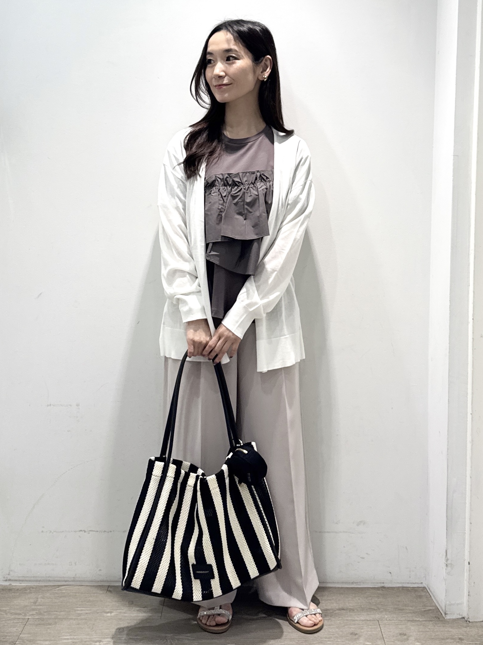 yuicciさんの「OPAQUE.CLIP｜【接触冷感】ニットカーディガン《洗濯機OK／抗ピリング》」を使ったコーディネート