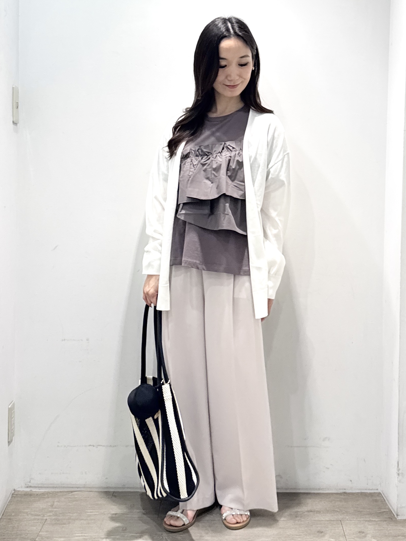 yuicciさんの「OPAQUE.CLIP｜【接触冷感】ニットカーディガン《洗濯機OK／抗ピリング》」を使ったコーディネート