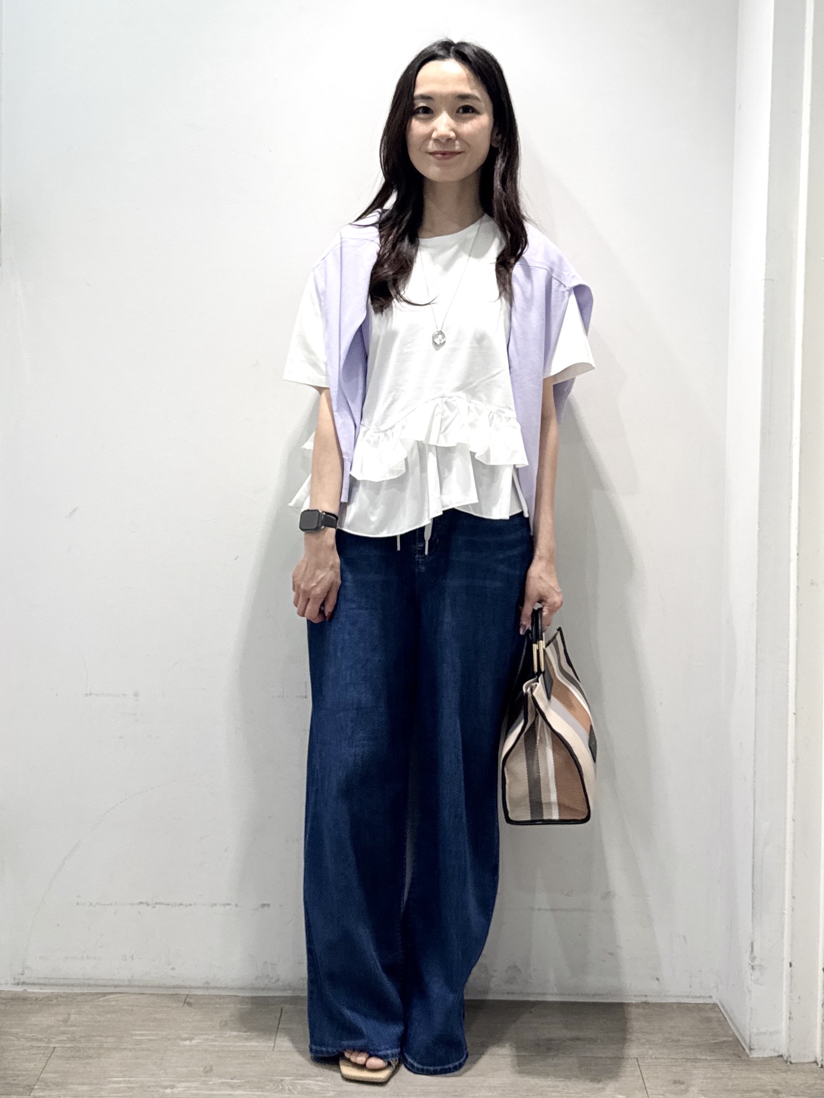 yuicciさんの「OPAQUE.CLIP｜【UV／接触冷感】Vネックリラクシーニットカーディガン《洗濯機OK／抗ピル》」を使ったコーディネート