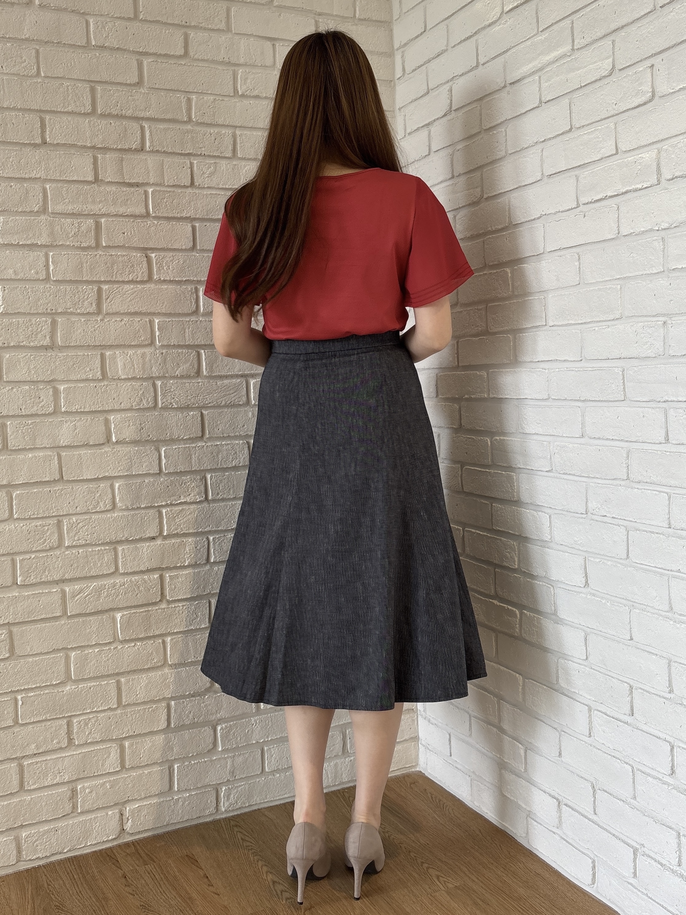 sayaさんの「COUP DE CHANCE｜【手洗い可／日本製】麻混フレアースカート」を使ったコーディネート