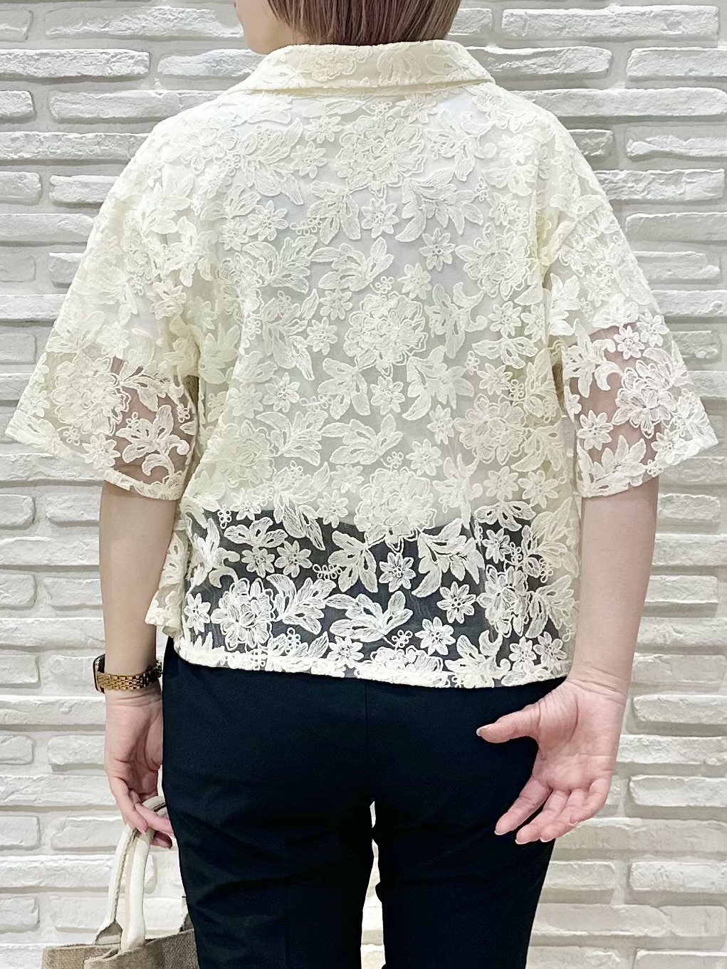 Hana...eさんの「index｜フラワー刺繍シアーシャツ【洗濯機OK／イージーアイロン】」を使ったコーディネート