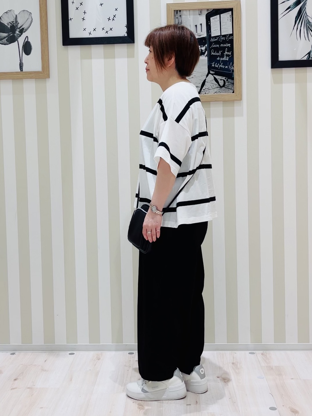 ma_miさんの「SHOO･LA･RUE｜【S-LL】涼しげで爽やか 太ボーダー斜め切り替えTシャツ」を使ったコーディネート