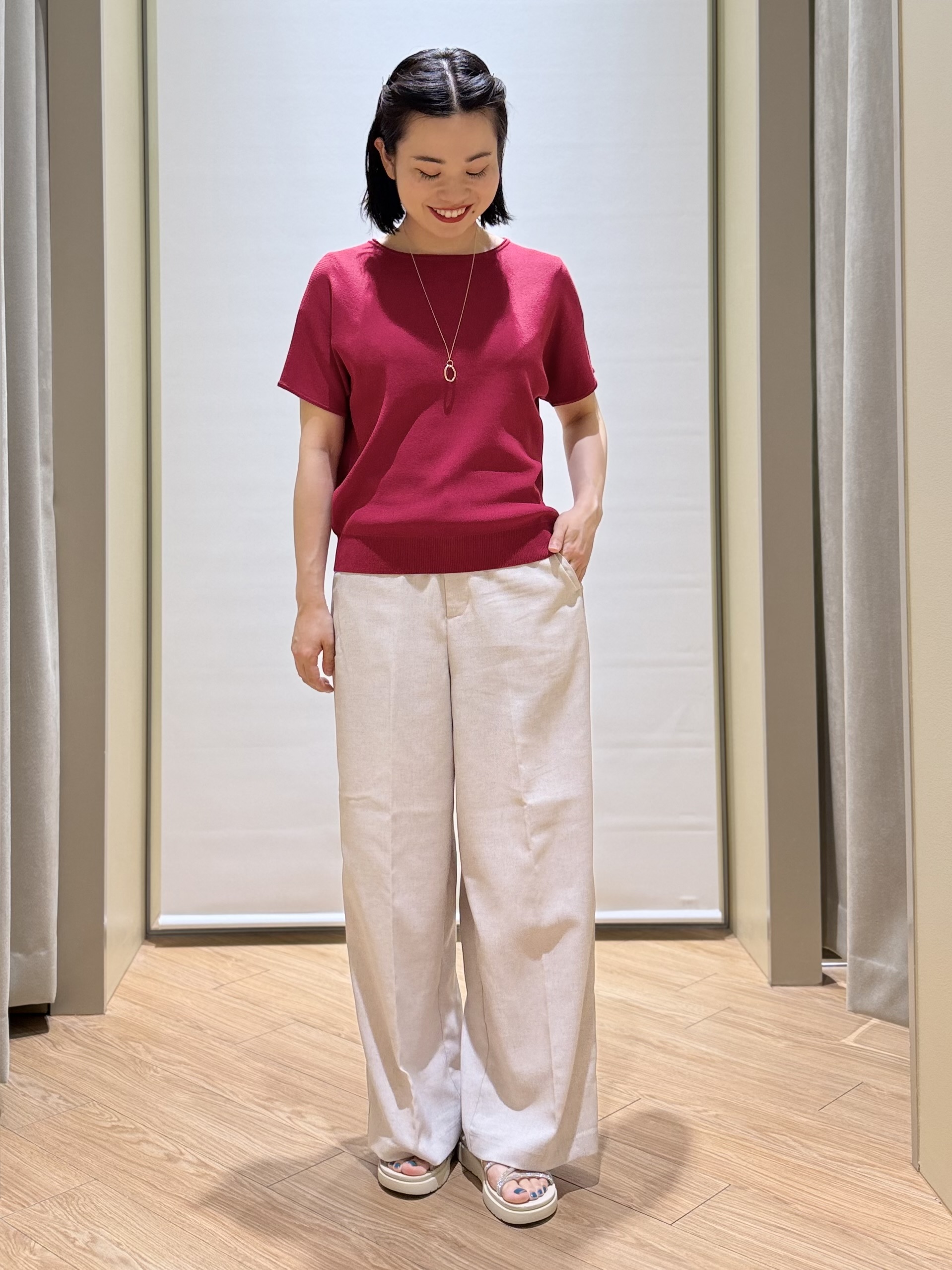 あんりさんの「grove｜【シリーズ累計36万枚！名品ニット】やわらかドライタッチ ドルマンニット」を使ったコーディネート
