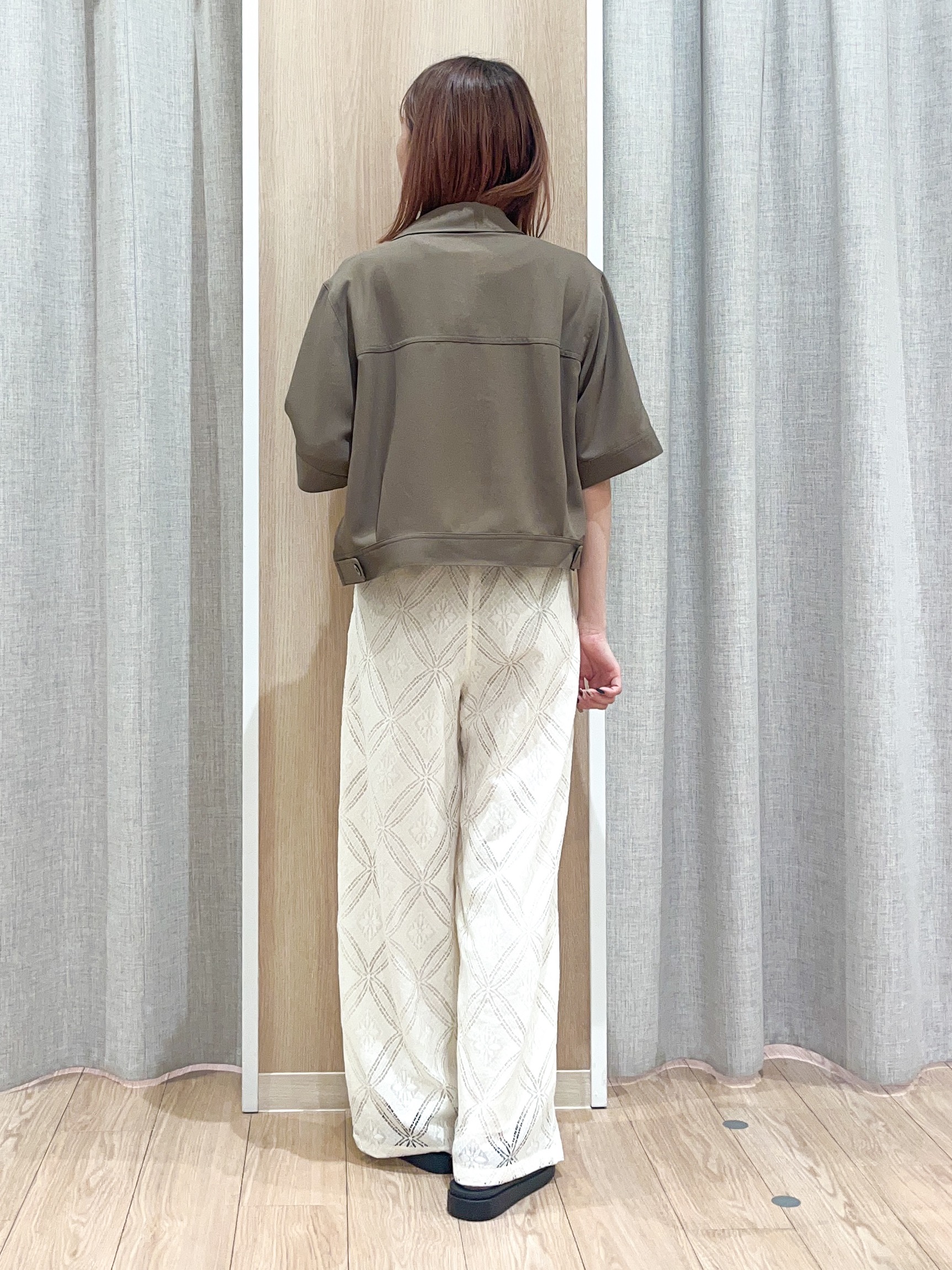 みーちゃんさんの「grove｜【吸水速乾・通気性・洗える】衿付きハーフジャケット」を使ったコーディネート