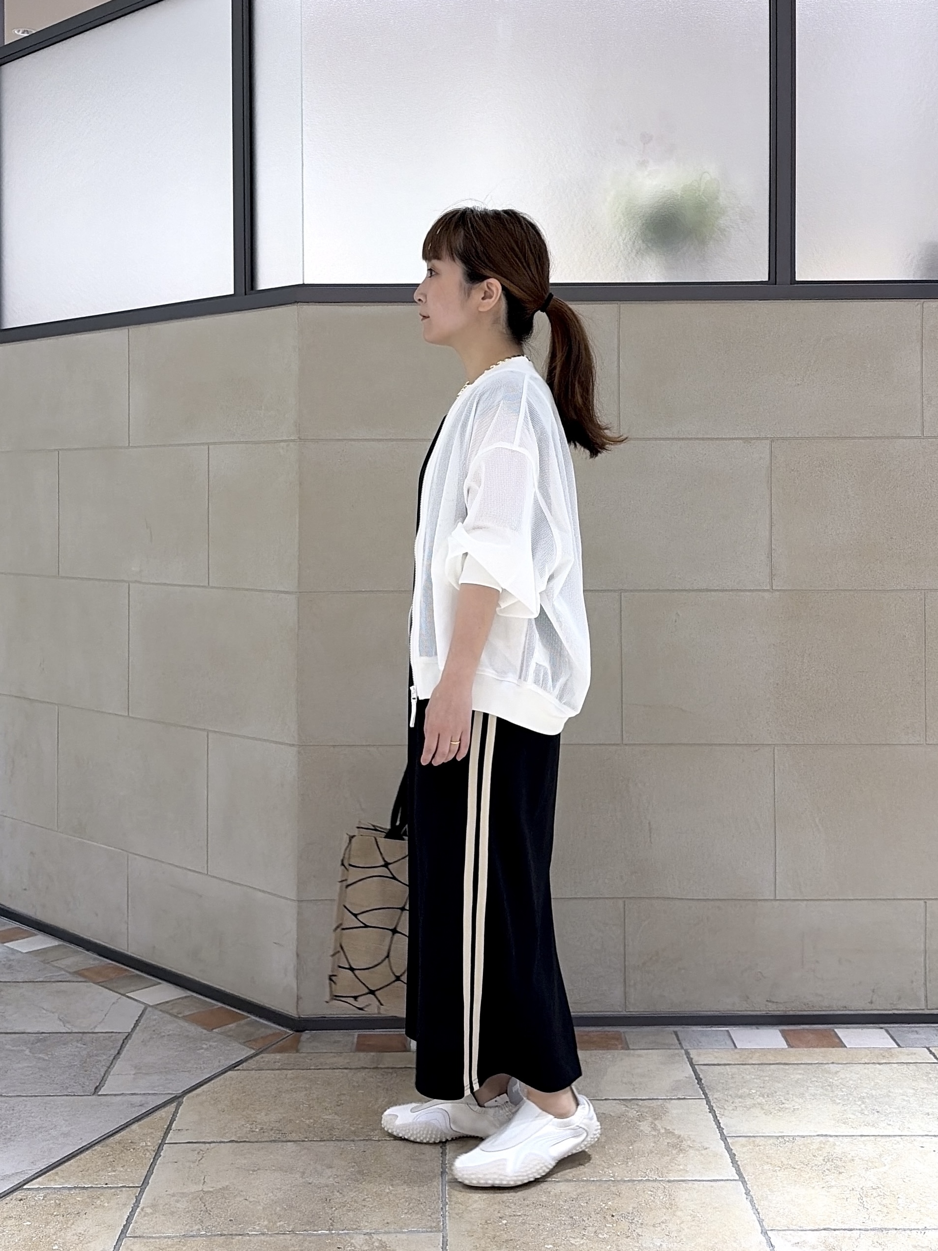 よねさんの「INDIVI｜メッシュブルゾン」を使ったコーディネート