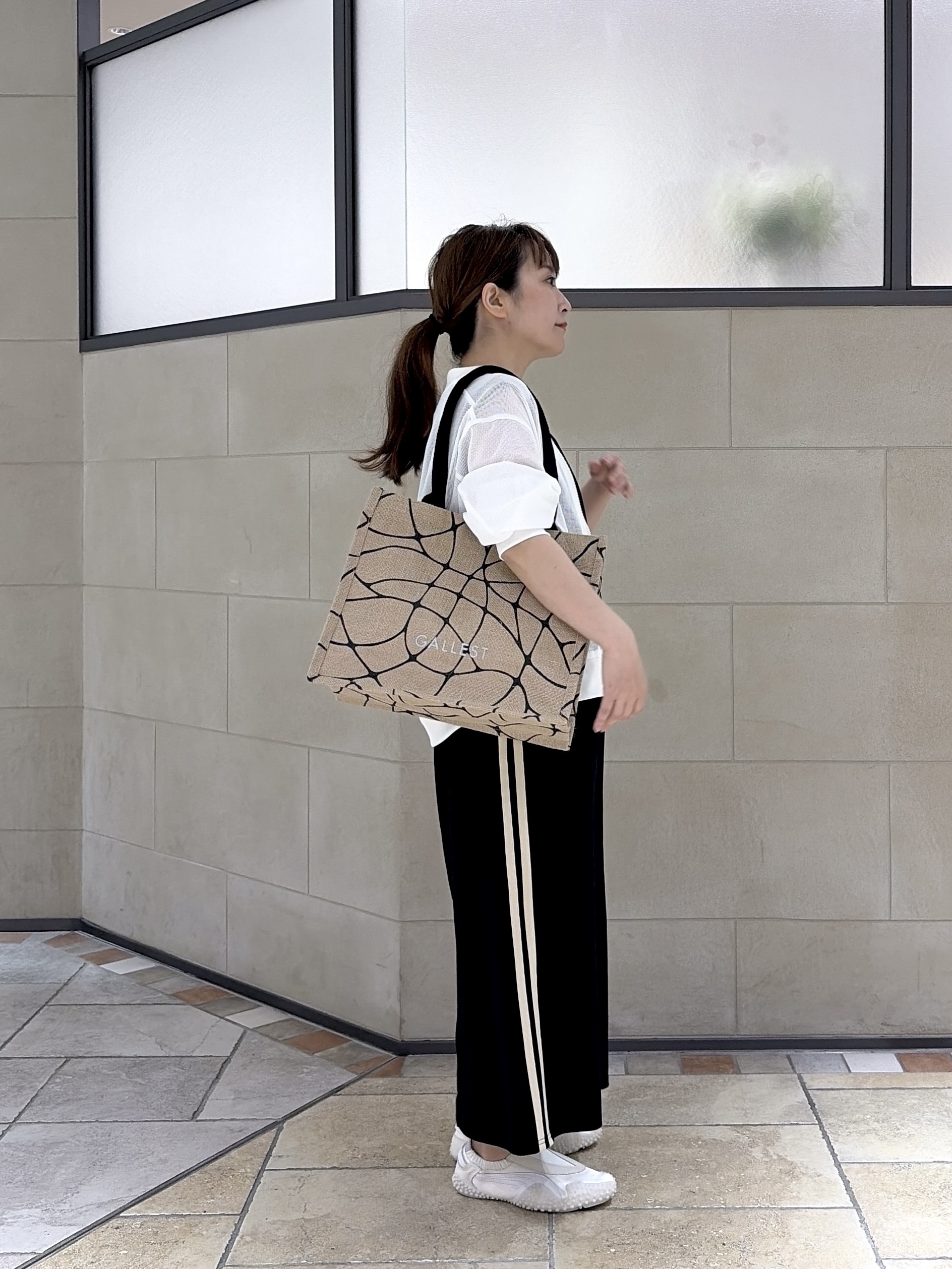 よねさんの「INDIVI｜メッシュブルゾン」を使ったコーディネート