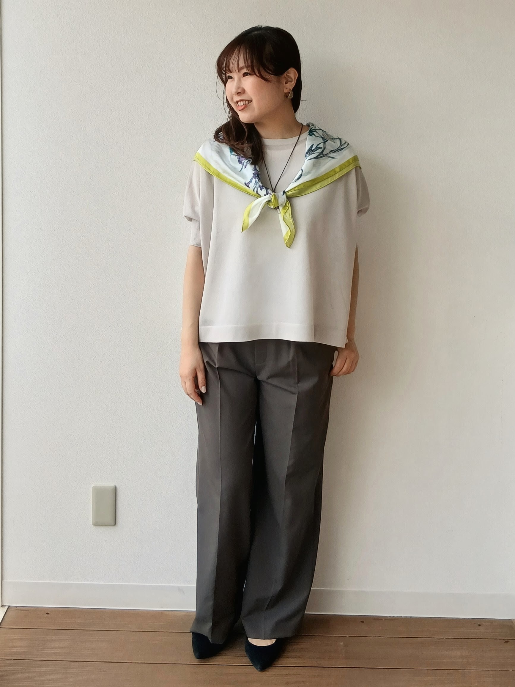 なみきさんの「UNTITLED｜【アンサンブル可/洗える】シアーレーヨンニット」を使ったコーディネート