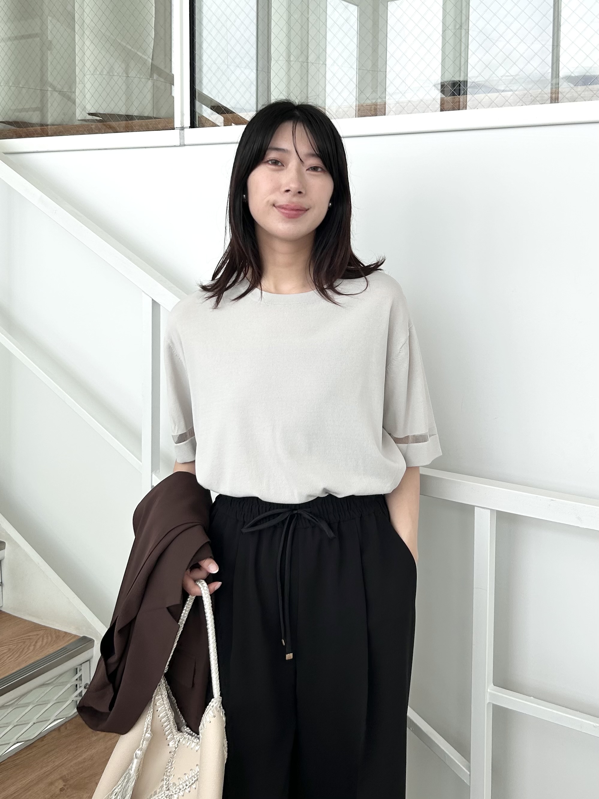 RINAさんの「OPAQUE.CLIP｜【UV／接触冷感／抗ピル】袖口ラインシアーさらりニット《洗濯機OK》」を使ったコーディネート