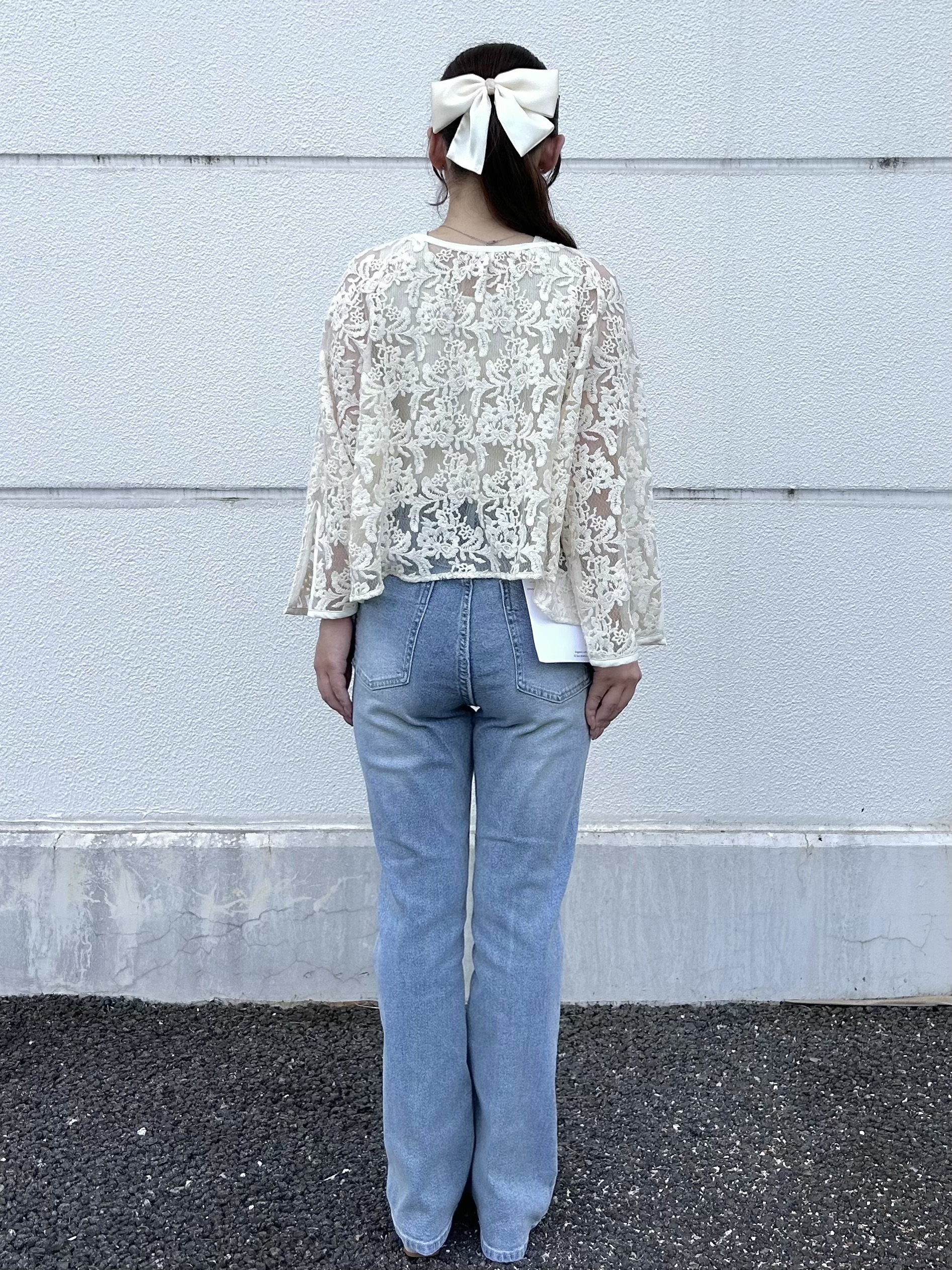 えぬさんの「OPAQUE.CLIP｜刺繍レースショートブラウス【洗える】」を使ったコーディネート