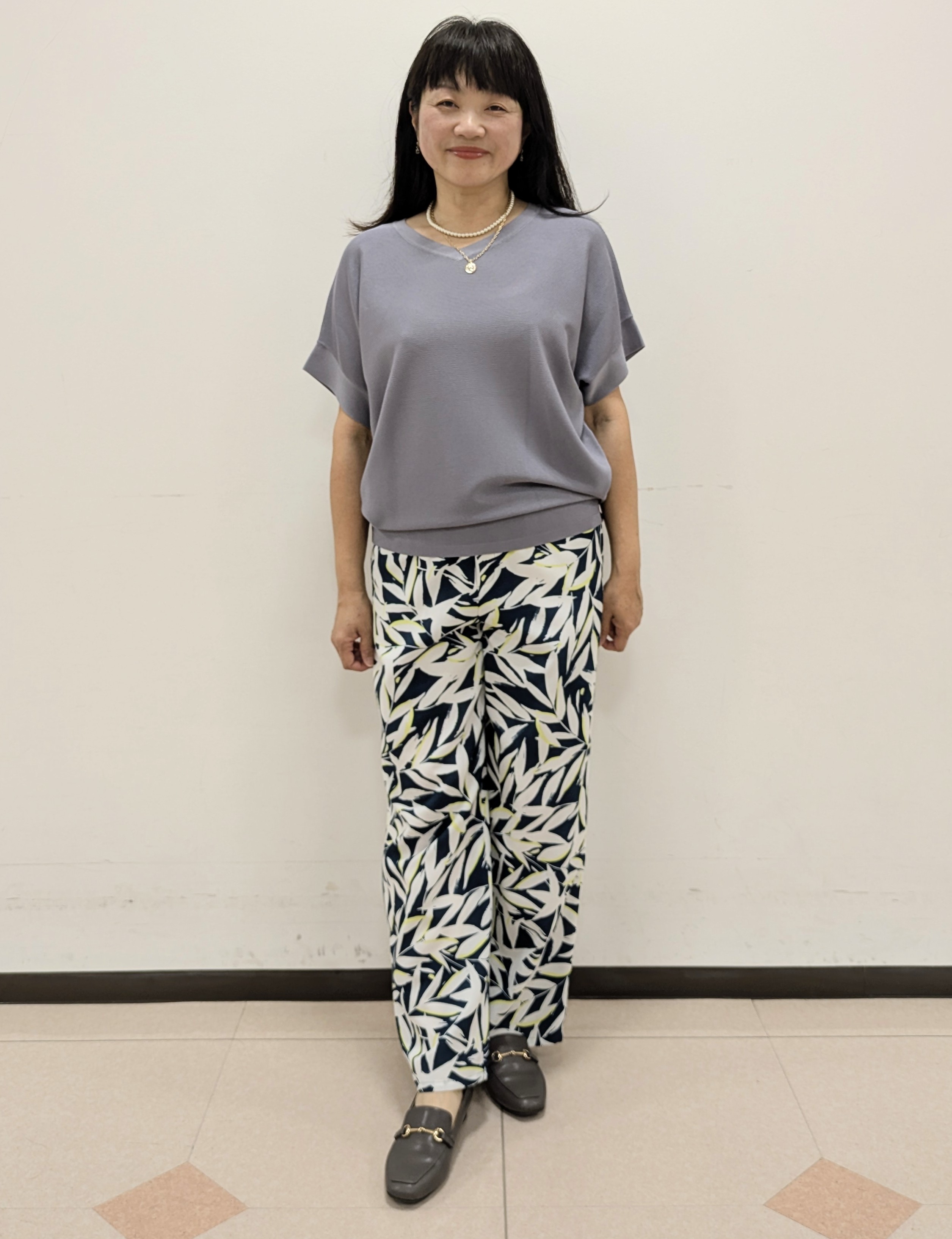 ともさんの「UNTITLED｜【11色展開/体型カバー】前後2WAYフレンチスリーブニット」を使ったコーディネート