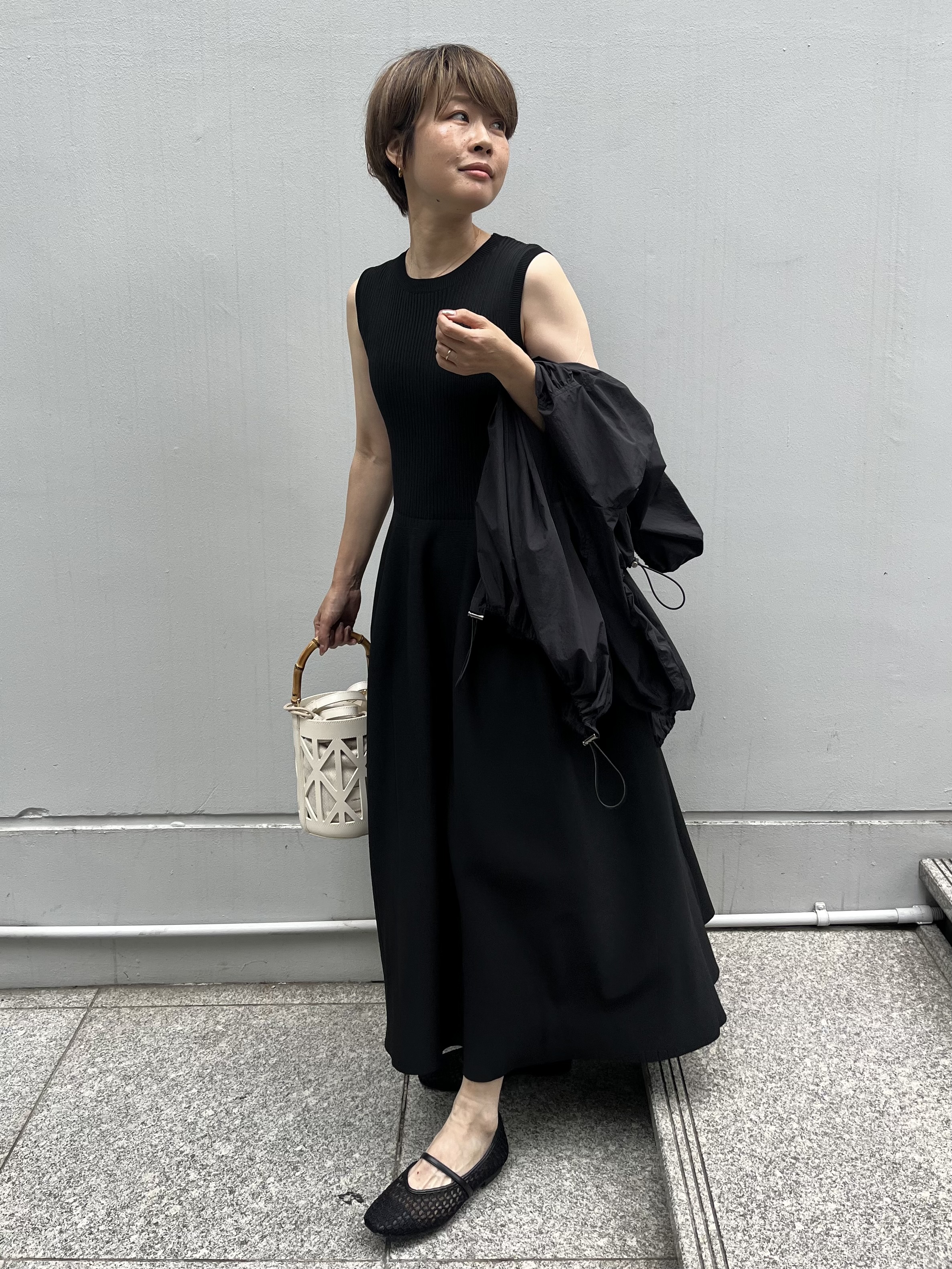 Mariko.Sさんの「OPAQUE.CLIP｜フィット＆フレアノースリニットワンピース【洗濯機OK／抗ピル】」を使ったコーディネート