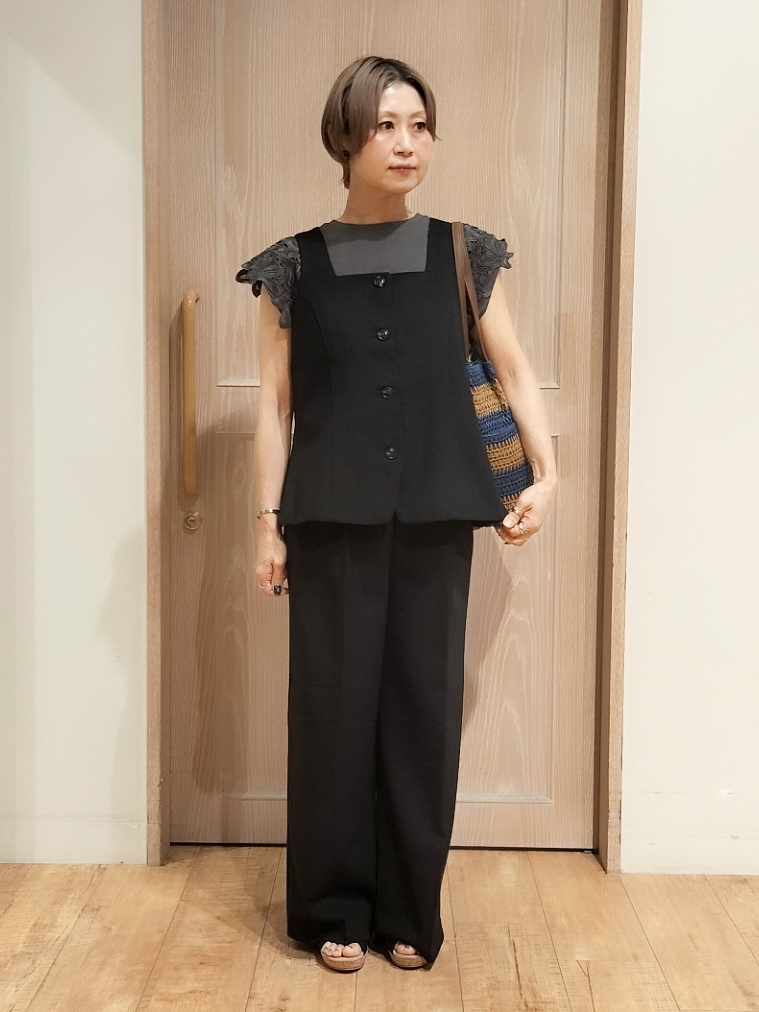 YUKIさんの「SHOO･LA･RUE｜【2点セット/S-LL】迷わず着られる 麻調ビスチェ＋ワイドパンツセット」を使ったコーディネート