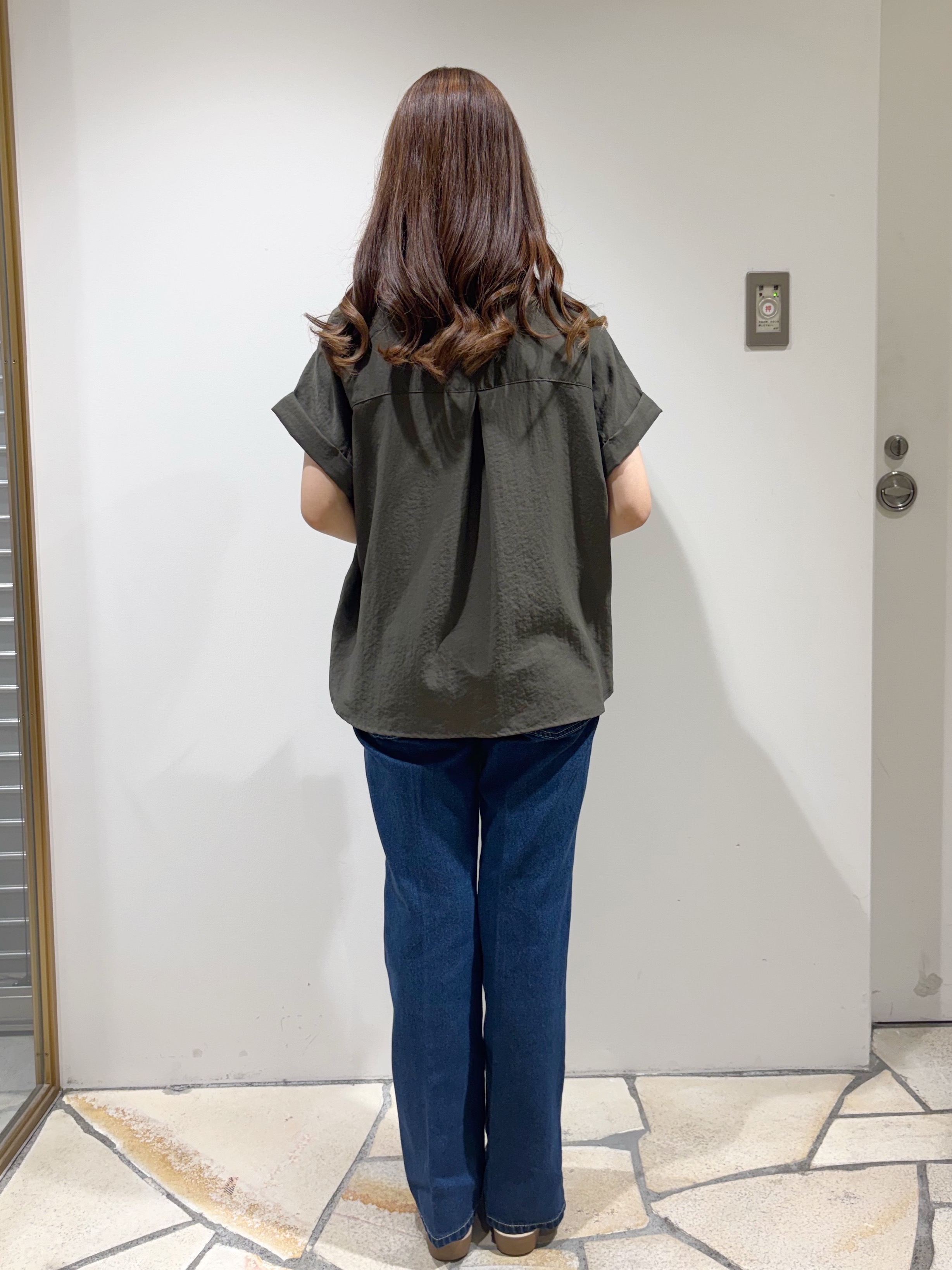 みあたんさんの「index｜【接触冷感】ダブルポケットスキッパーブラウス《吸水速乾／防シワ／洗濯機OK／S～3L／7col》」を使ったコーディネート