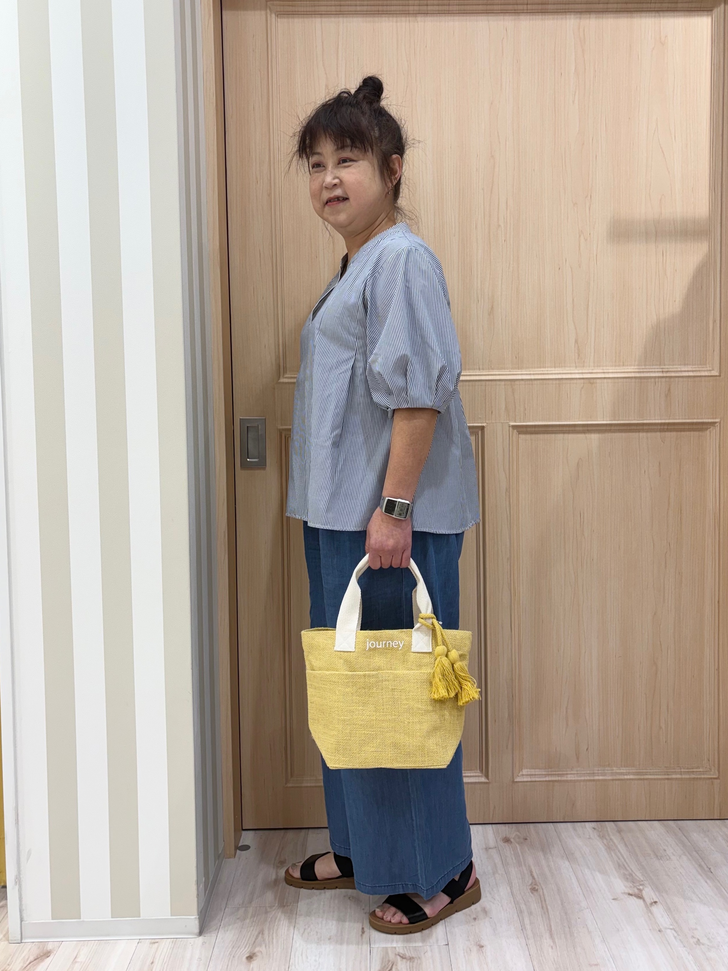 モランさんの「SHOO･LA･RUE｜【高レビュー/洗濯後しわになりにくい/インせず着られる】自然に体型カバー 麻調ペプラムブラウス」を使ったコーディネート