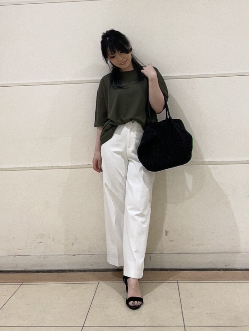 watanabeさんの「UNTITLED｜【アンサンブル可/Tシャツ風/ゆったり】リラックスニットトップス」を使ったコーディネート