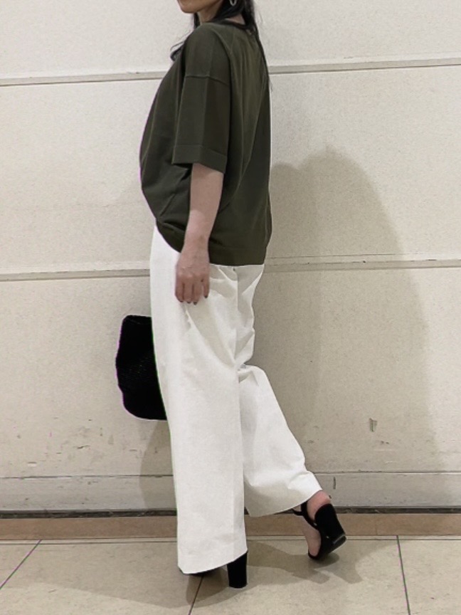 watanabeさんの「UNTITLED｜【アンサンブル可/Tシャツ風/ゆったり】リラックスニットトップス」を使ったコーディネート