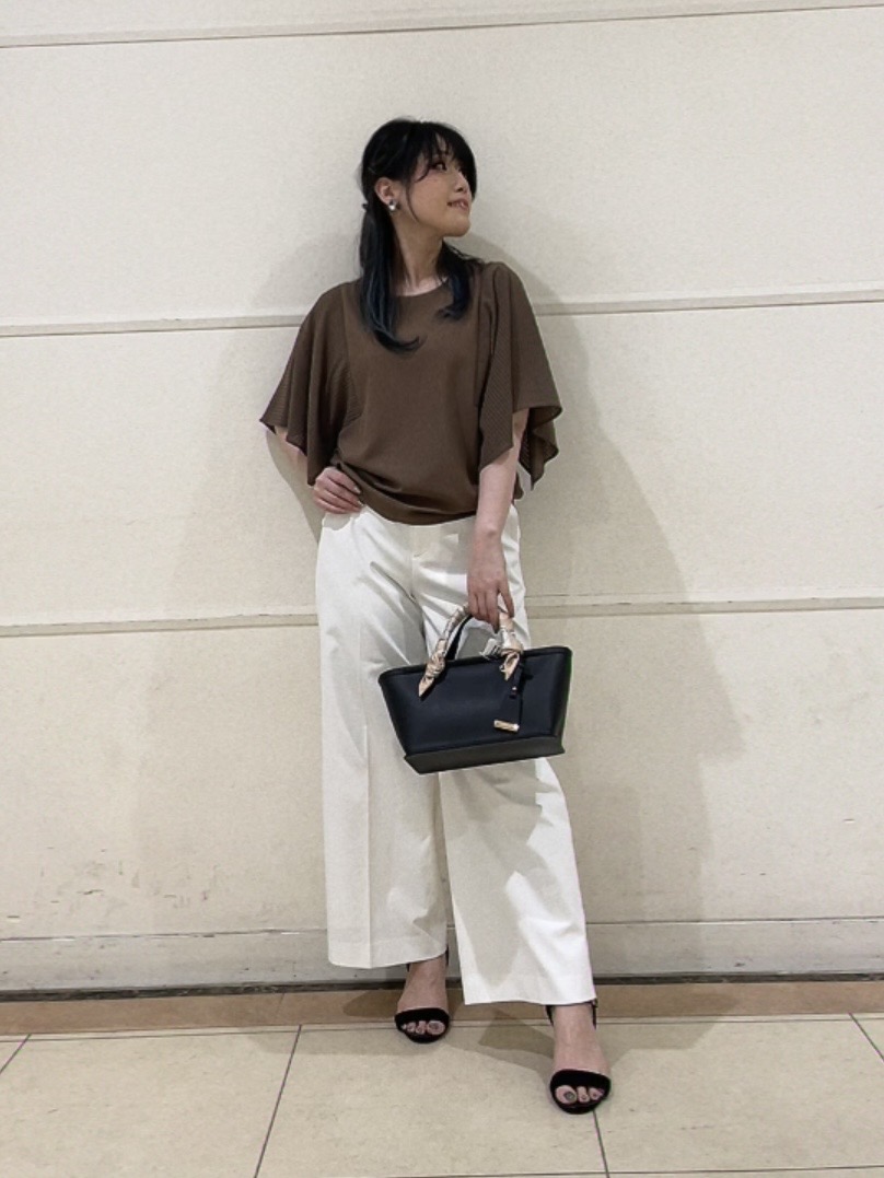 watanabeさんの「UNTITLED｜【洗える／シアーチェック柄】異素材コンビスリーブトップス」を使ったコーディネート
