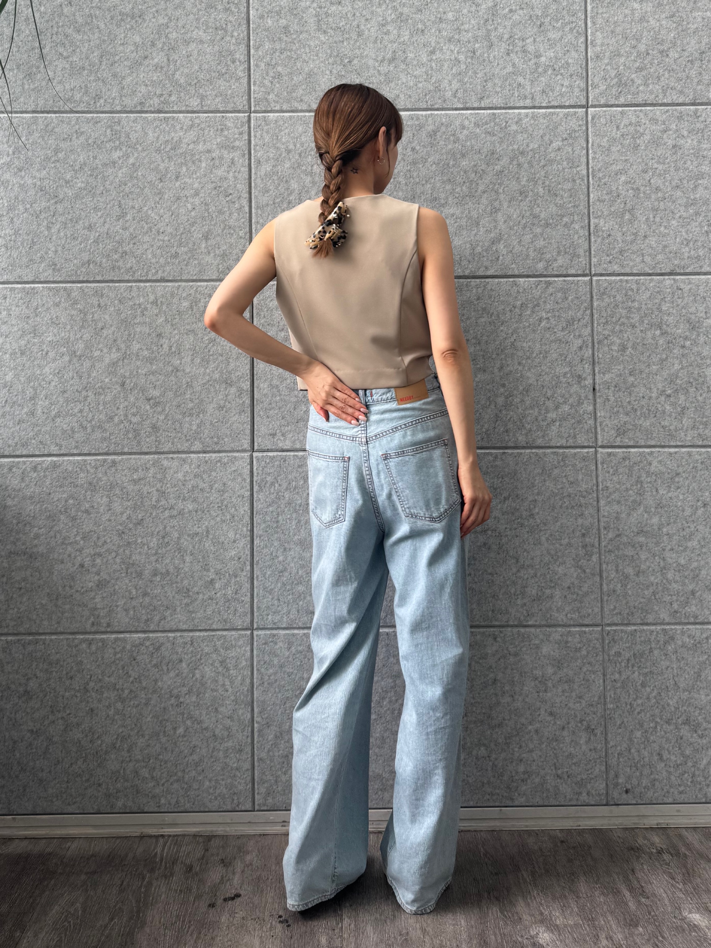 designer yukaさんの「CODE A｜front hook short vest」を使ったコーディネート