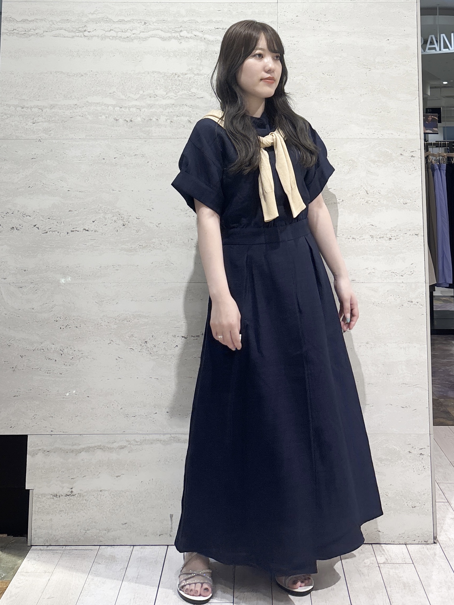 かほさんの「OPAQUE.CLIP｜クルーネックニットカーディガン【洗える／抗ピル】」を使ったコーディネート