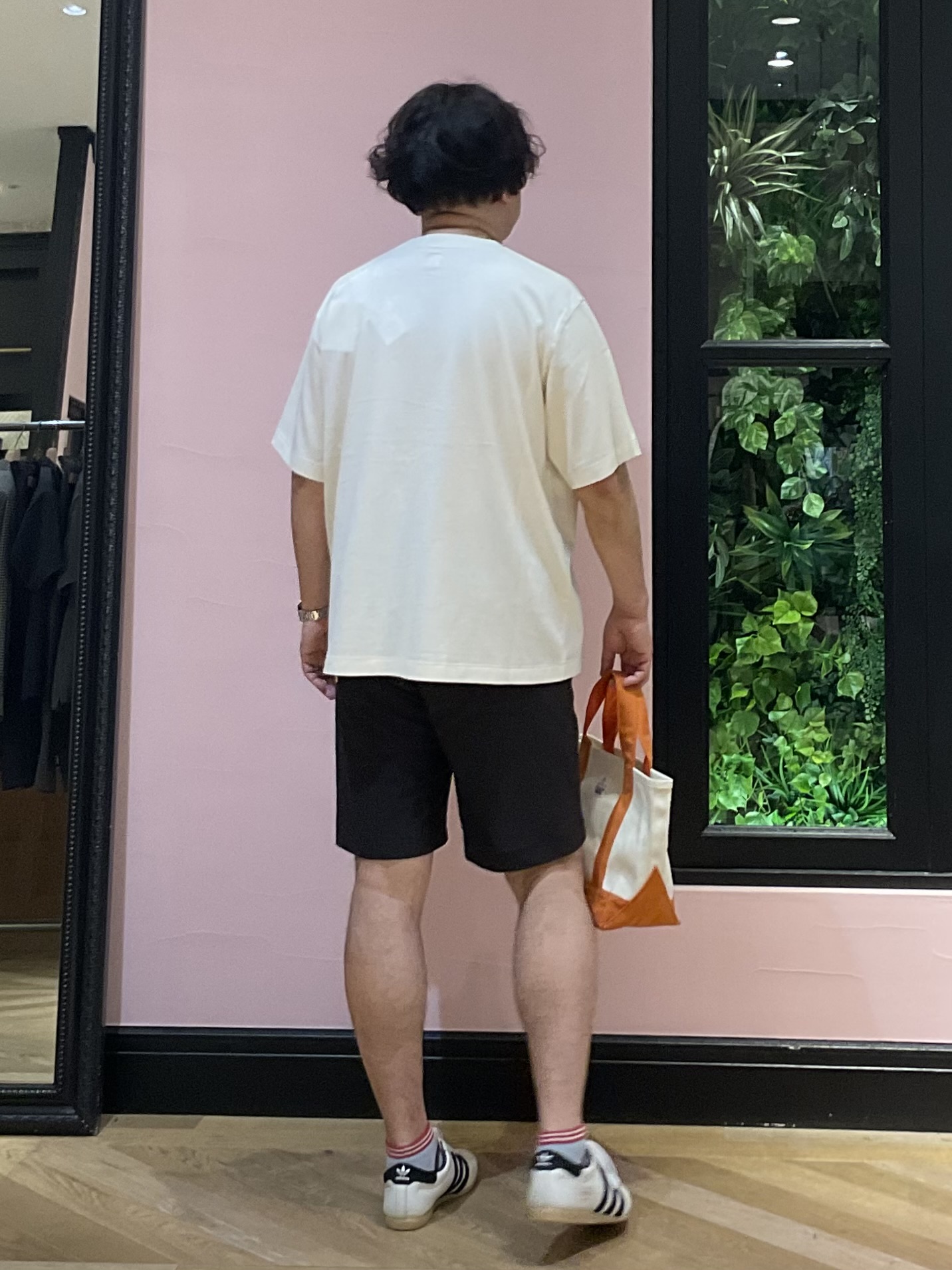 Nagaseさんの「DRESSTERIOR｜キャンバスミニトート」を使ったコーディネート