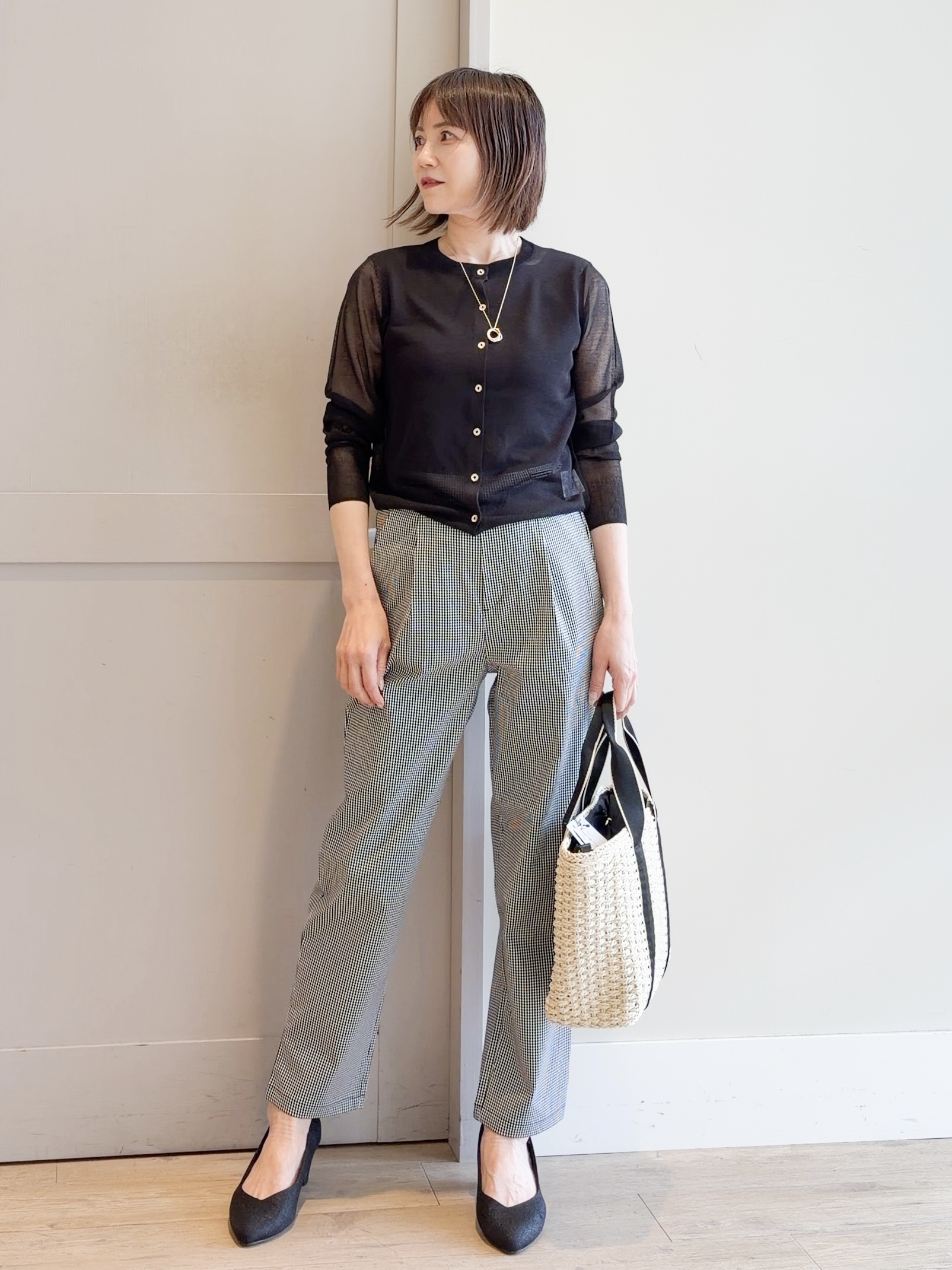 yamakoさんの「grove｜高評価！【洗える/名品】大人の透け感、シアーカーディガン」を使ったコーディネート