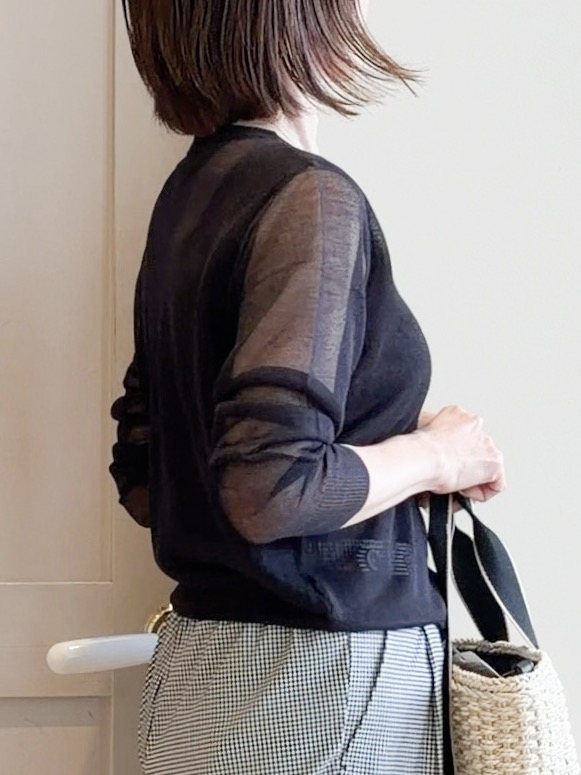 yamakoさんの「grove｜高評価！【洗える/名品】大人の透け感、シアーカーディガン」を使ったコーディネート